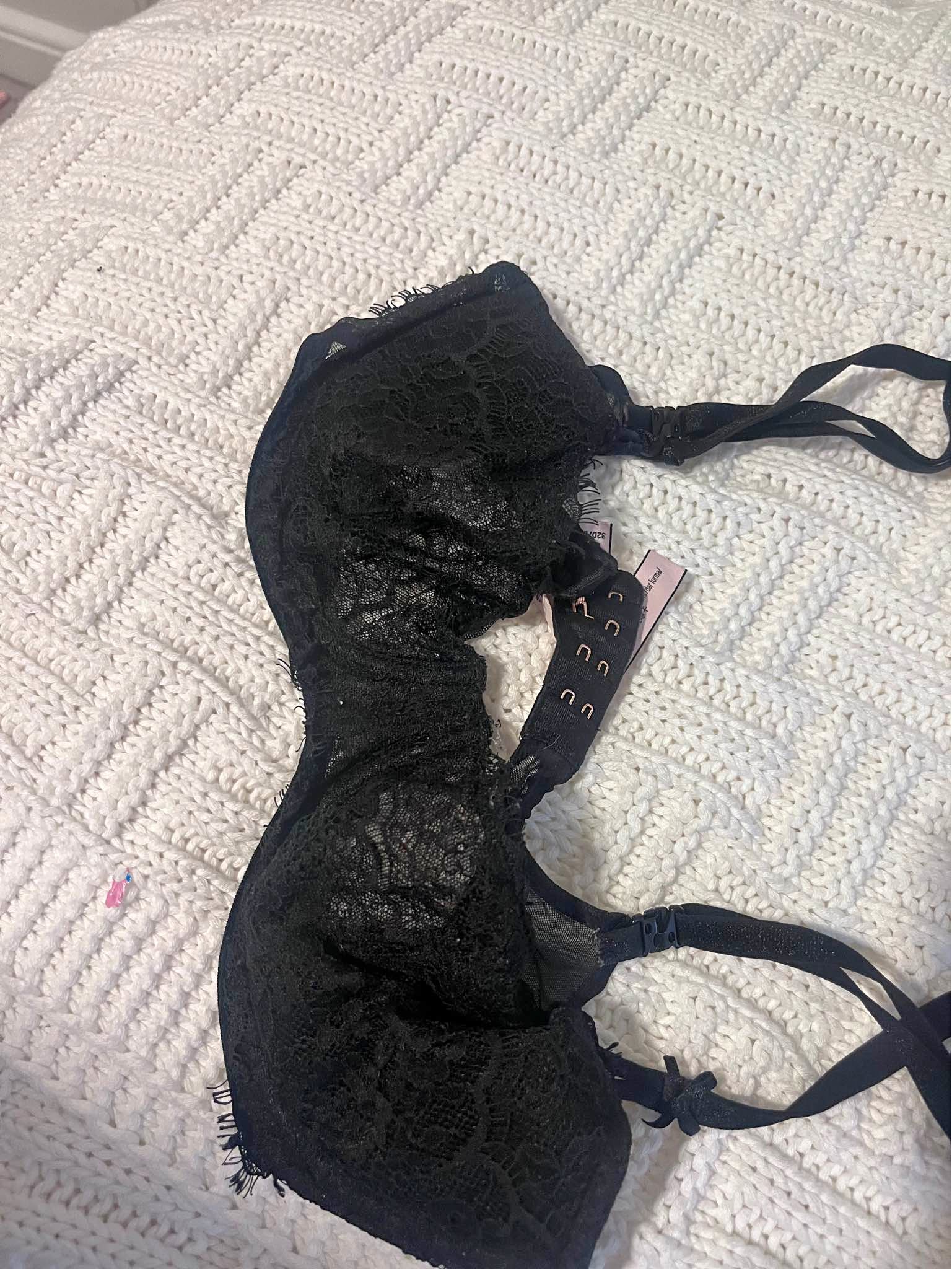 VS Black Lace Bra 32D - Bras - Portland, Maine | Facebook Marketplace ...