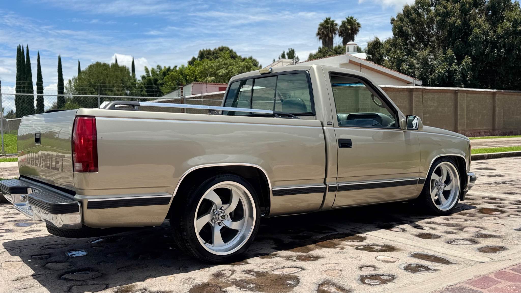 VENDIDA ‼️‼️1998 Chevrolet Chevrolet Cheyenne - Cars & Trucks - Lagos ...