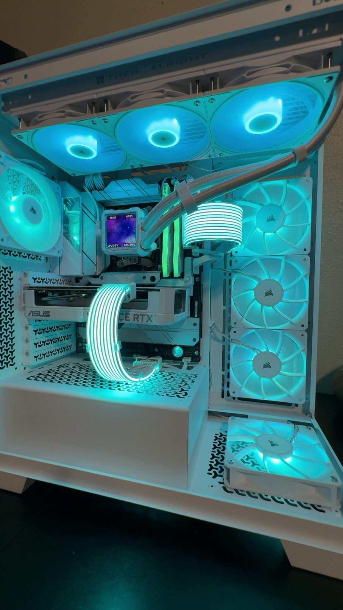 Xbox and PC gaming setup with i7 9700k