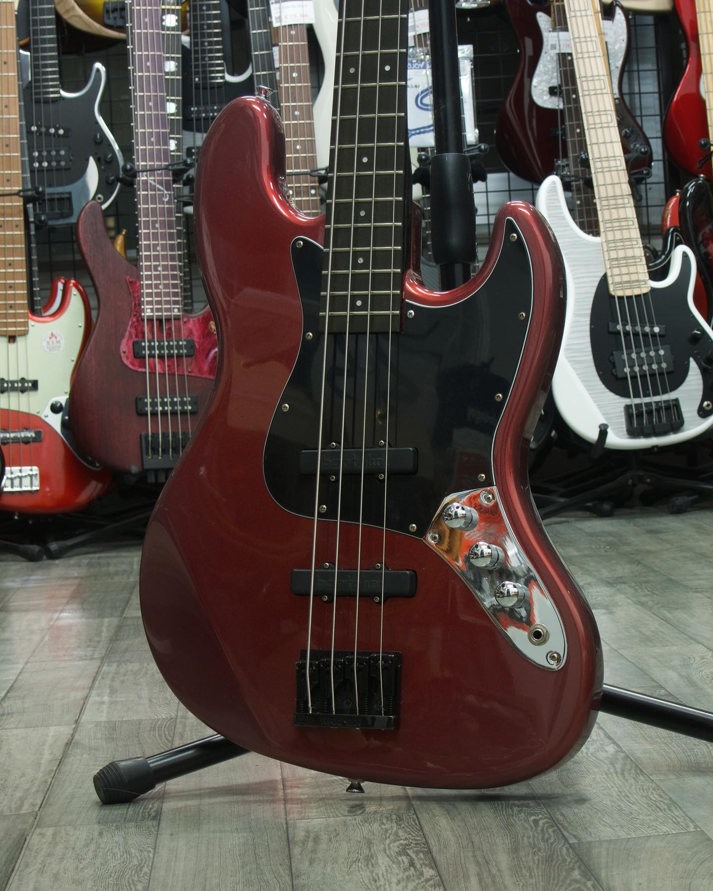 Geek IN Box - . The best bass life for you. 【used】 Model... | Facebook