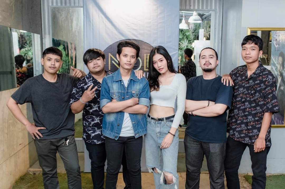 คืนนี้พบกับ 3 วง 3 แนว.... - Nobnob Nakhonsawan | Facebook