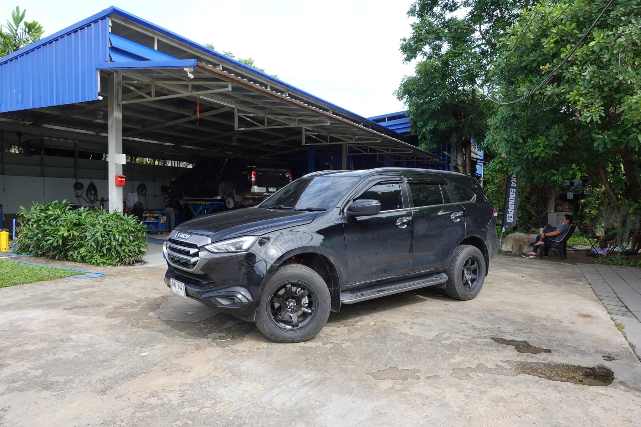 SHOCK POINT - MU_X โหลด 1 นิ้ว สปริงเดิม โช๊ค Subtank... | Facebook