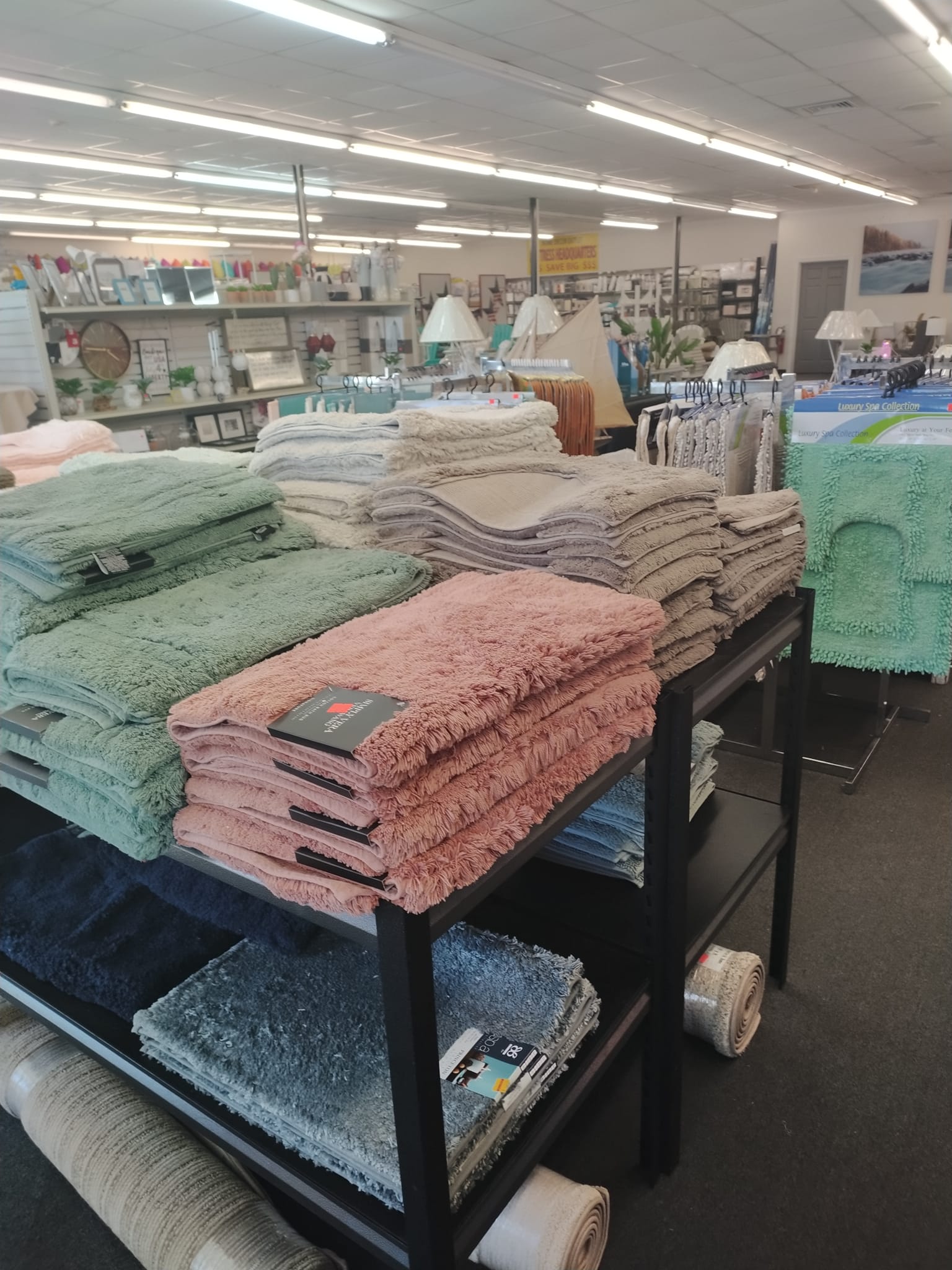 Home Decor Outlet
