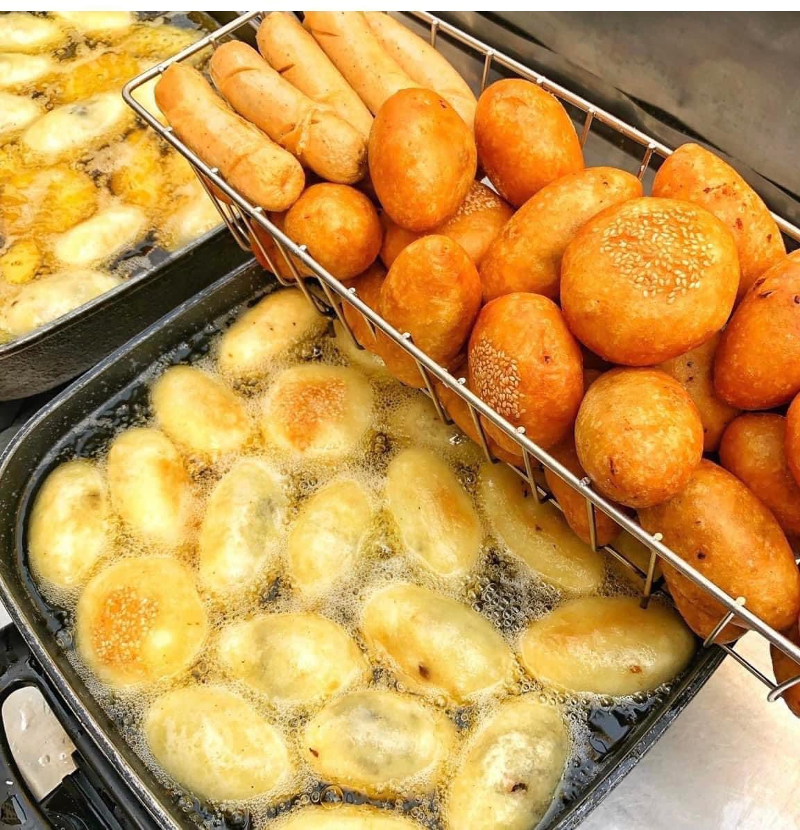 BÁNH RÁN NÓNG Em có rồi mn ơiii 🧇🥟🥞 | Facebook