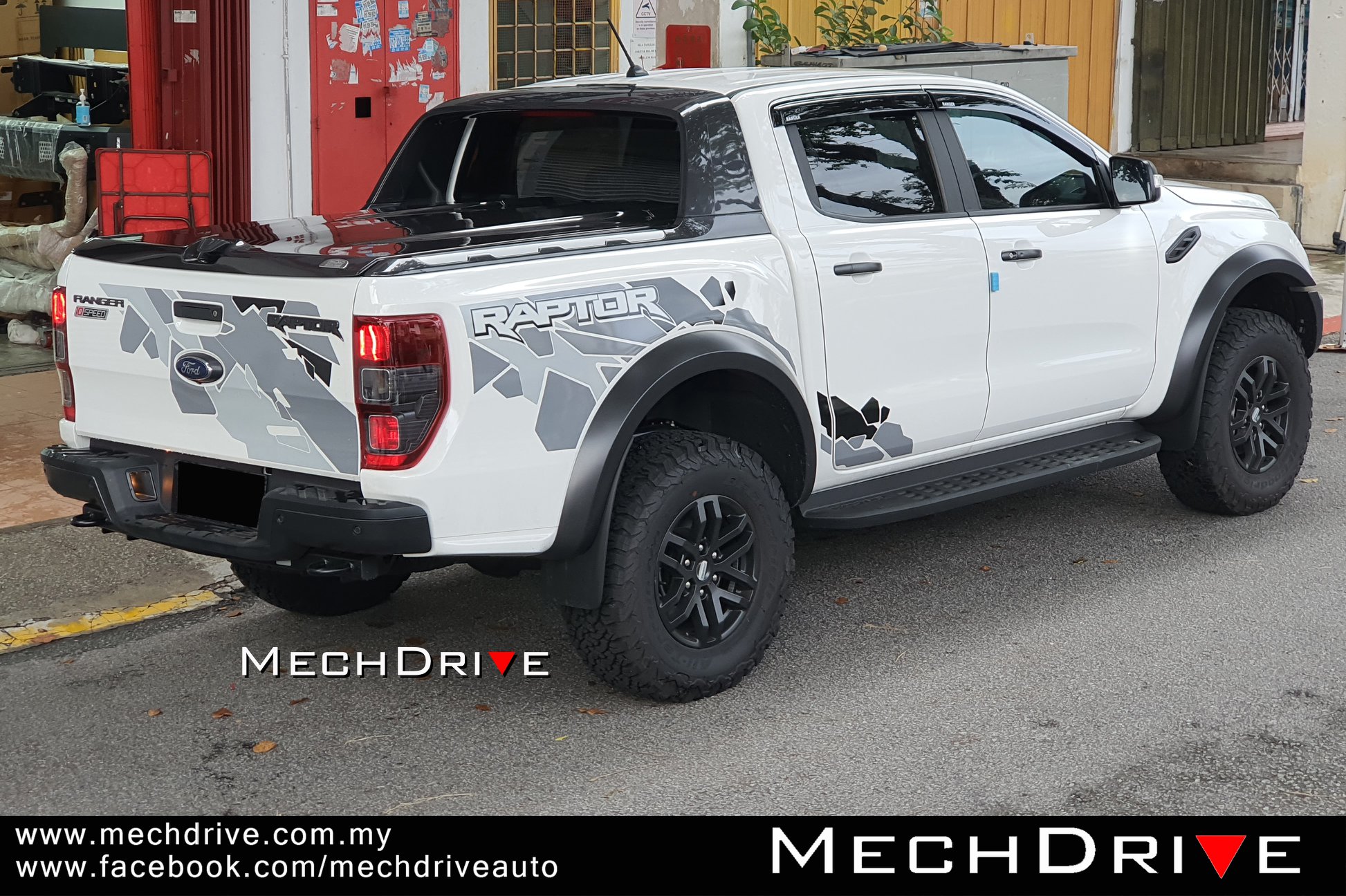 Ford Ranger Raptor install Wildtrak Original Sport Bar Thailand High ...