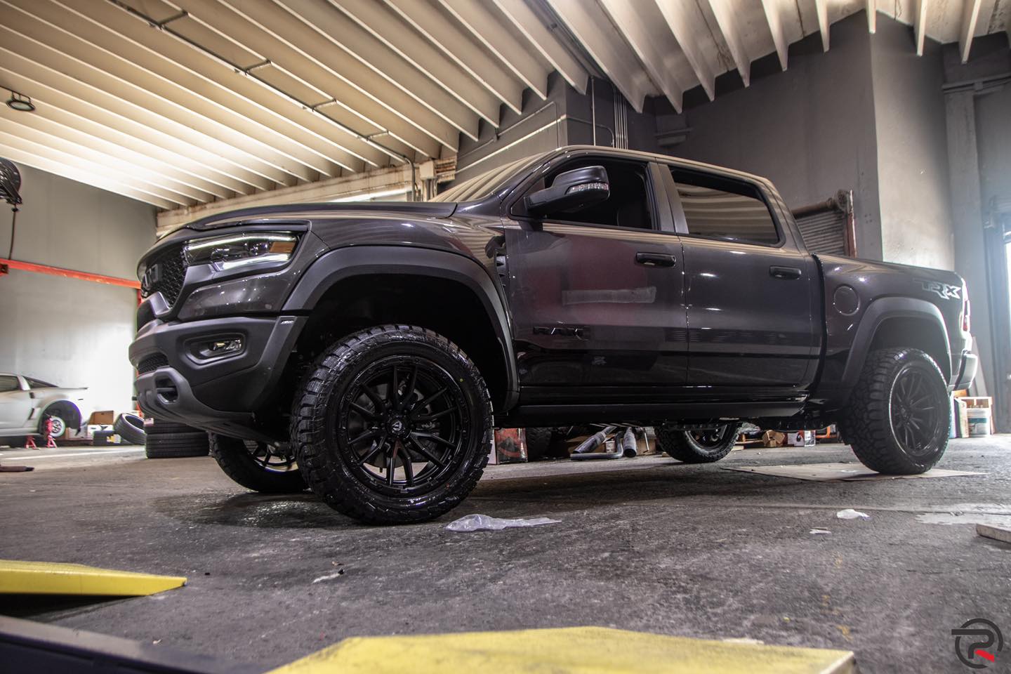 PR Auto Custom - | De todo para tu Ram TRX | 🦖 Aros, Gomas...