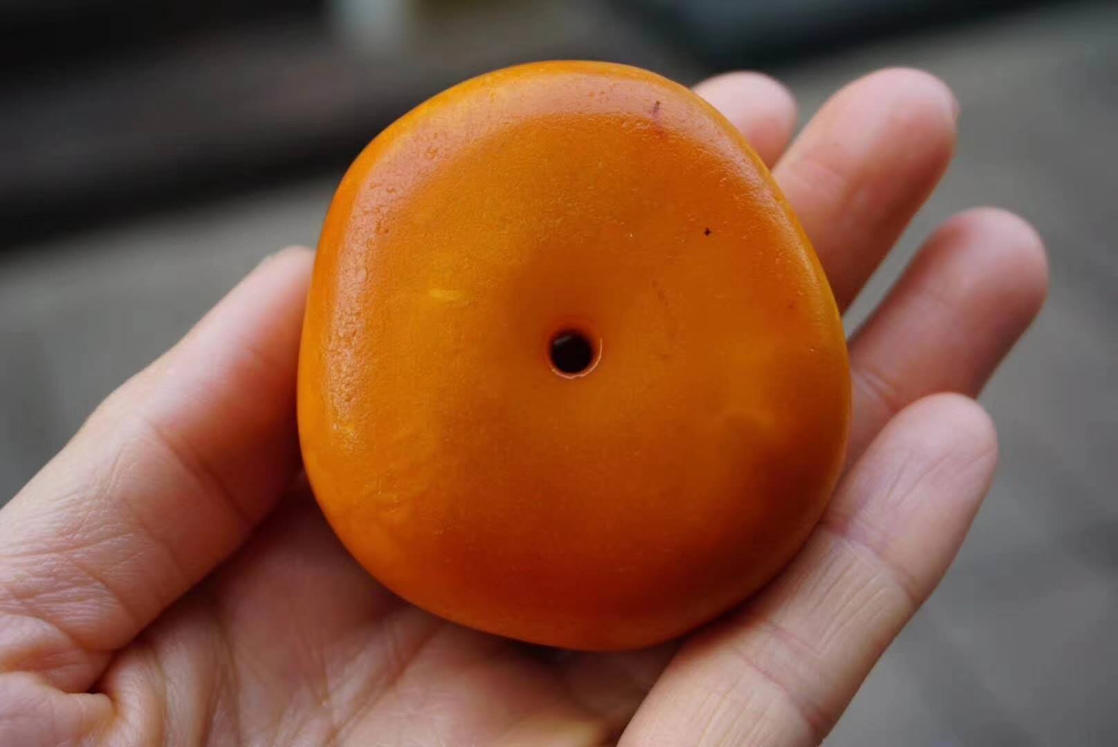 老蜜蜡，77.35克，60*55*35mm。喜欢的来