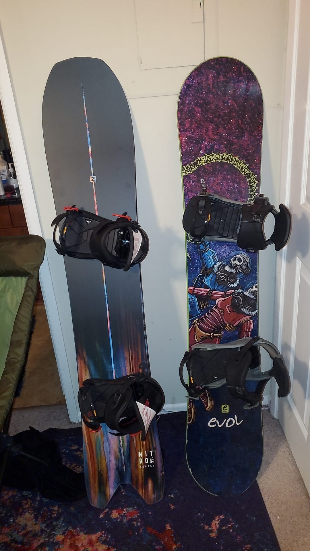 nitro cinema snowboard 2014  evo 2013-2014 Nitro Blacklight | Blister