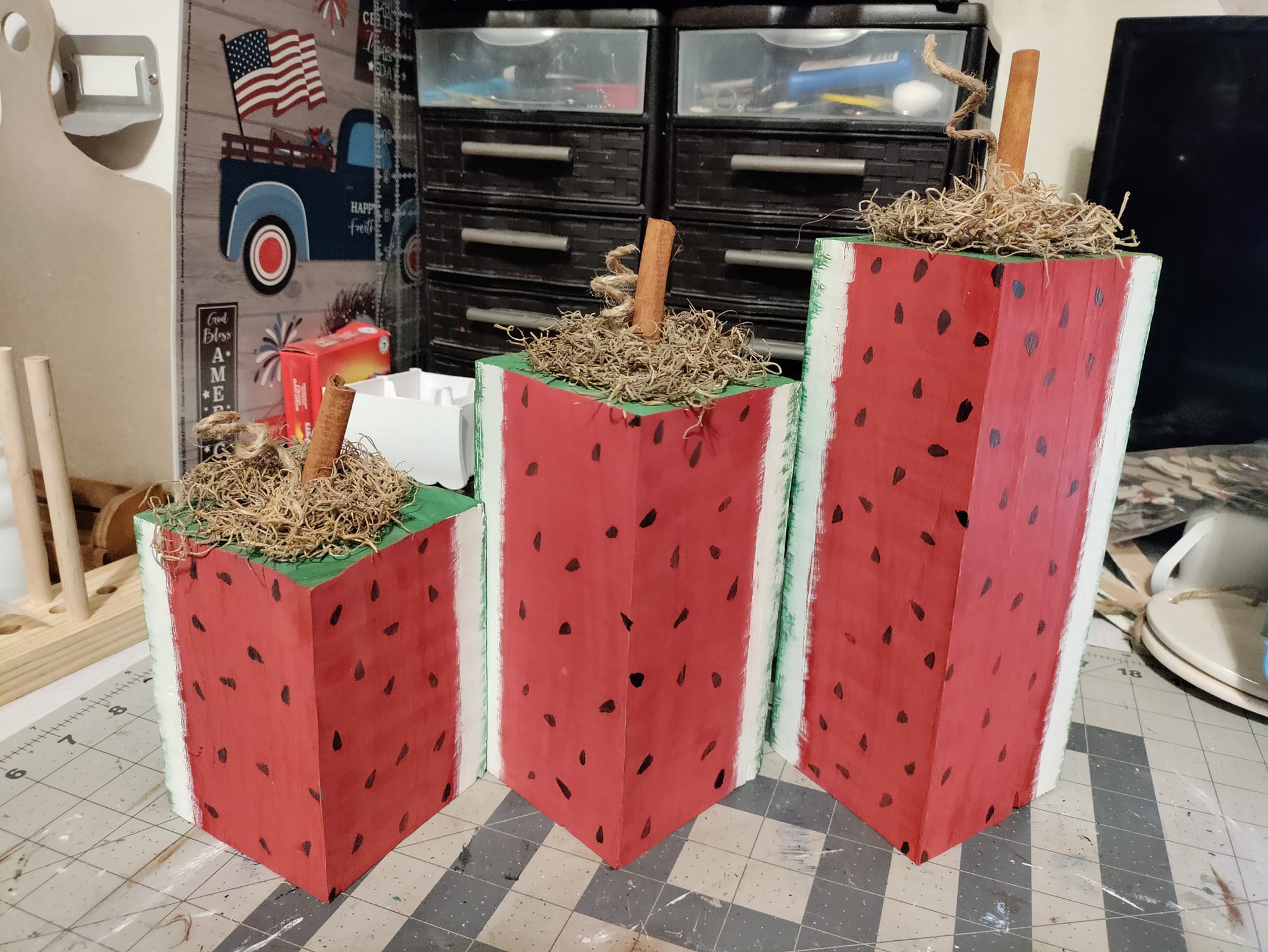 Watermelon wood slices for outdoor decor