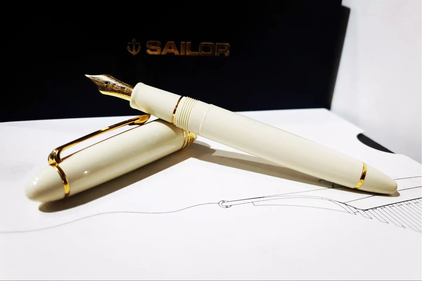 Sailor pens with 'gold from the Swiss bank' engraving