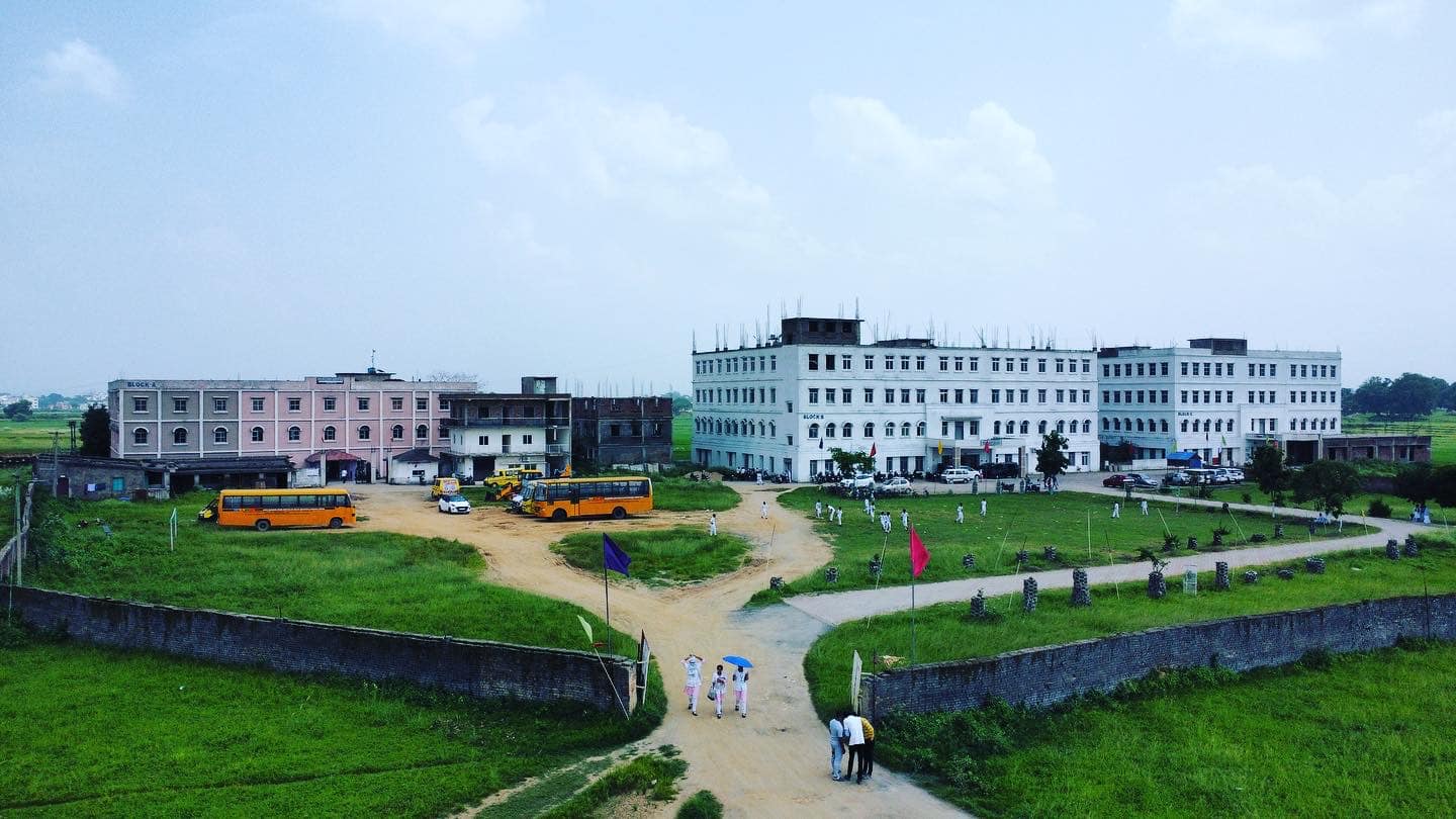 𝐒𝐡𝐢𝐧𝐞 𝐍𝐚𝐭𝐢𝐨𝐧𝐚𝐥 𝐔𝐧𝐢𝐯𝐞𝐫𝐬𝐢𝐭𝐲 - Best Medical University in Jharkhand | Ranchi