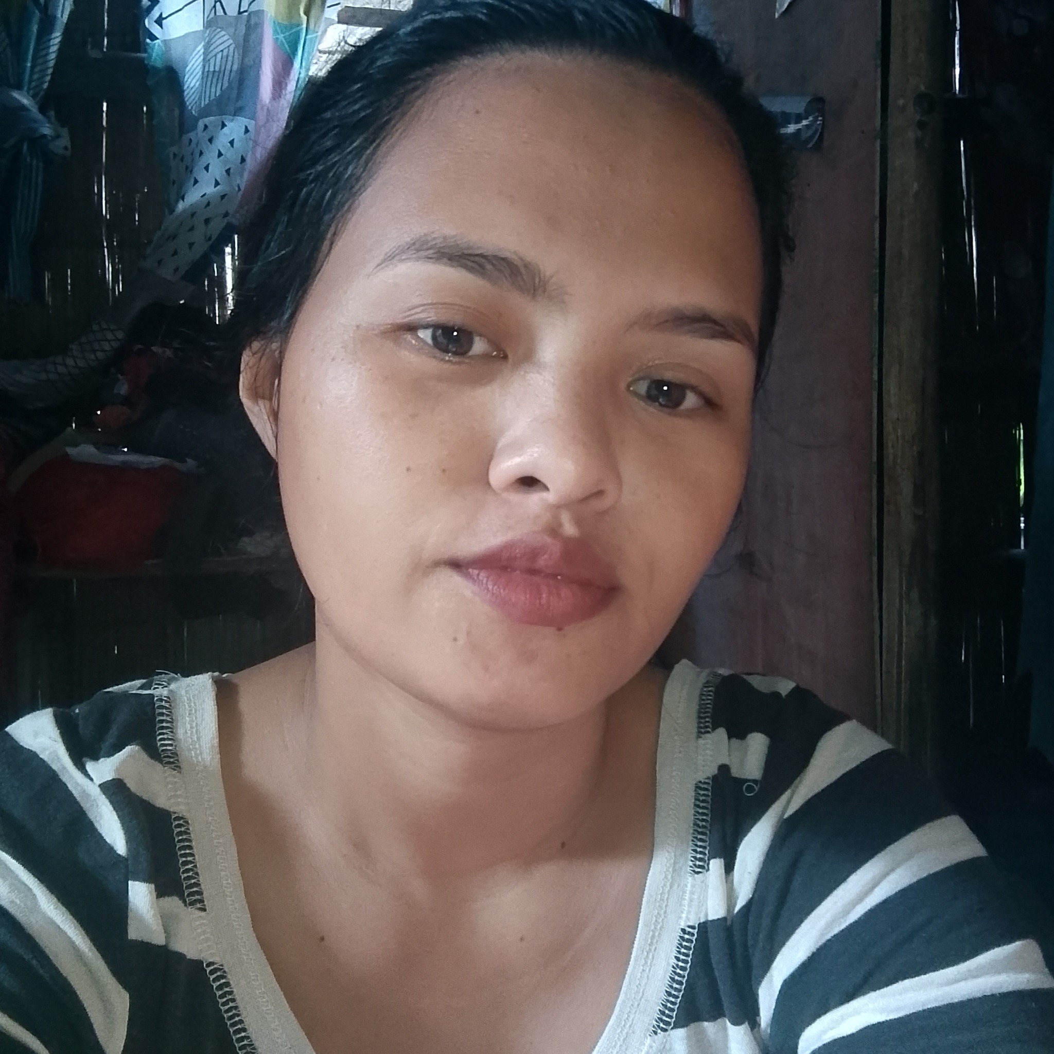 Pass lang sa ko kamo lang sa Kay hilom2 rako derea sa kilid # ...