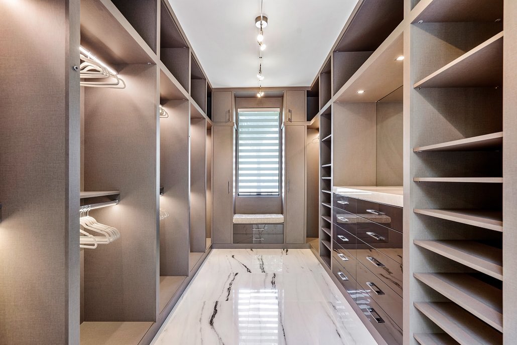 Lisa's Closet Designs at Closets Etc