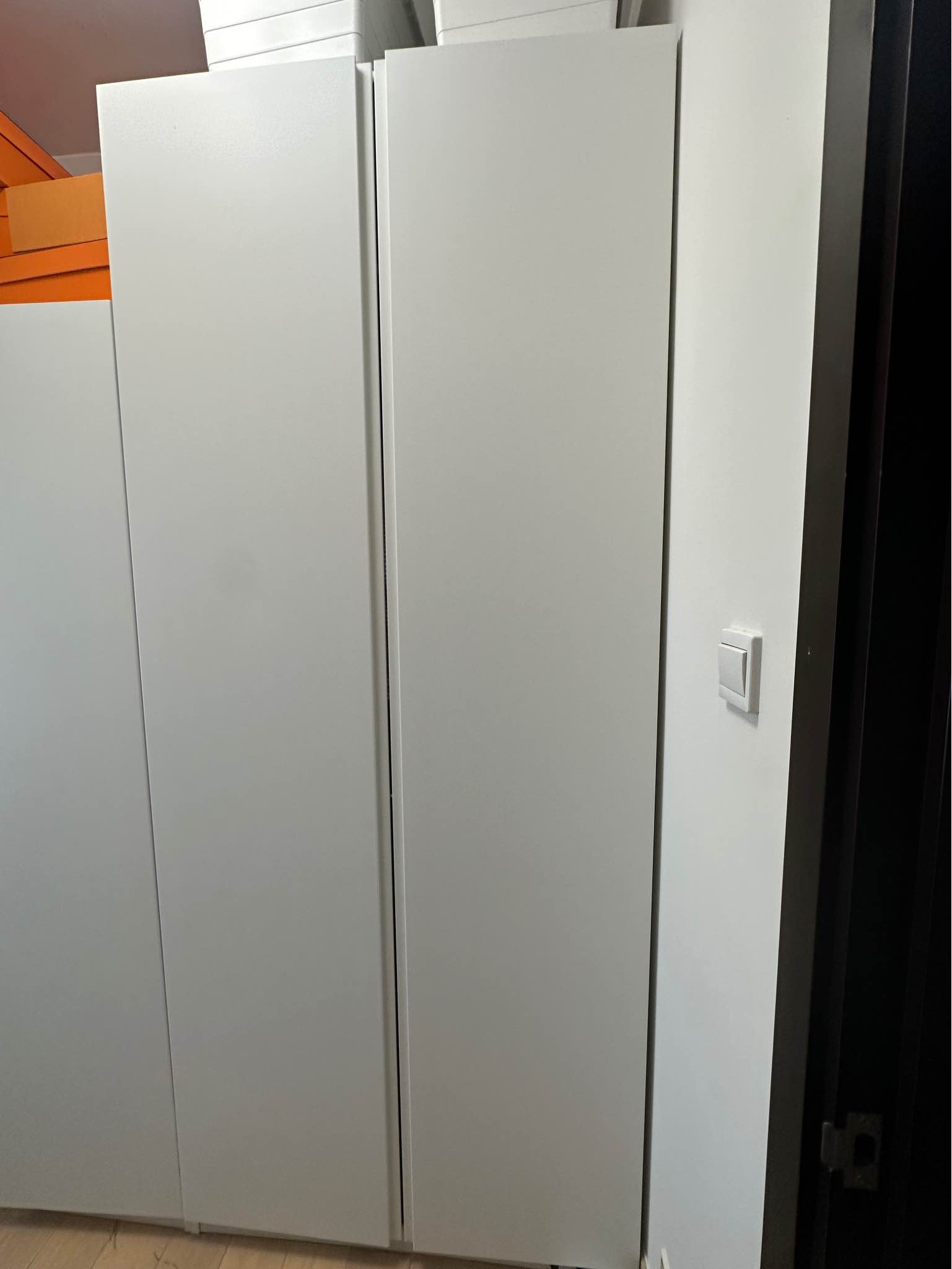 IKEA pax Vikanes door wardrobe 100x58x236 - Armoires & Wardrobes 