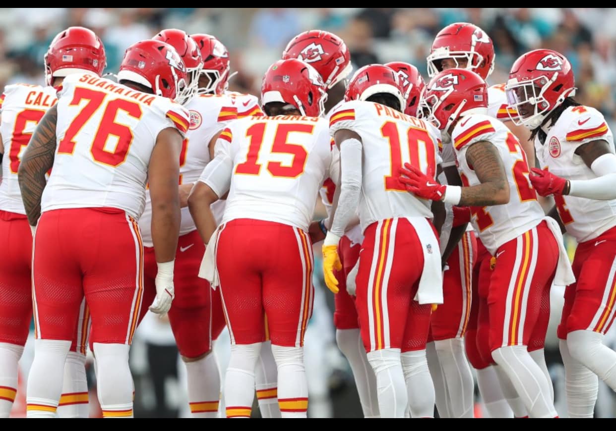 kansas city chiefs | B R E A K I N G : K n i c k s S | Facebook