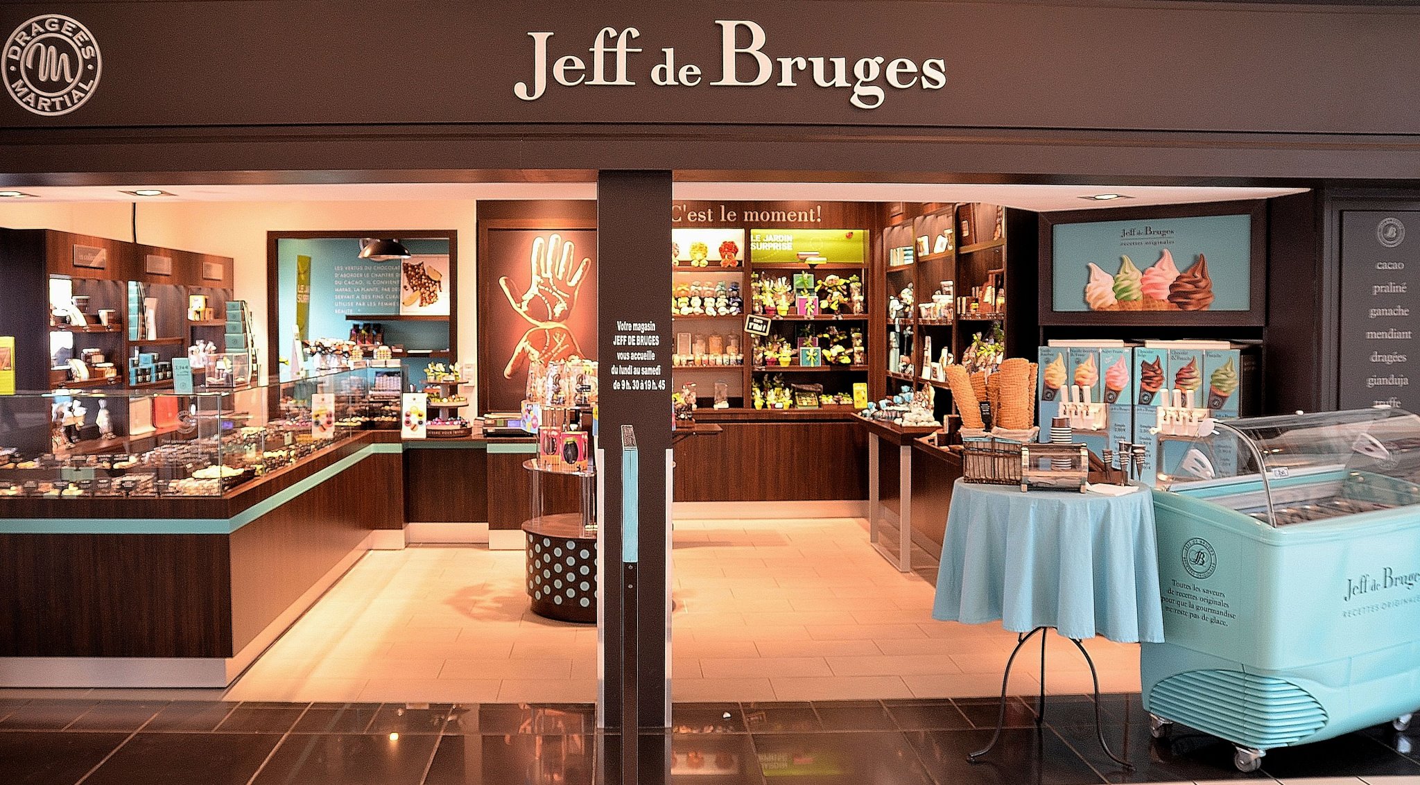 Jeff De Bruges Chocolate Shop Crêches Sur Saône 5