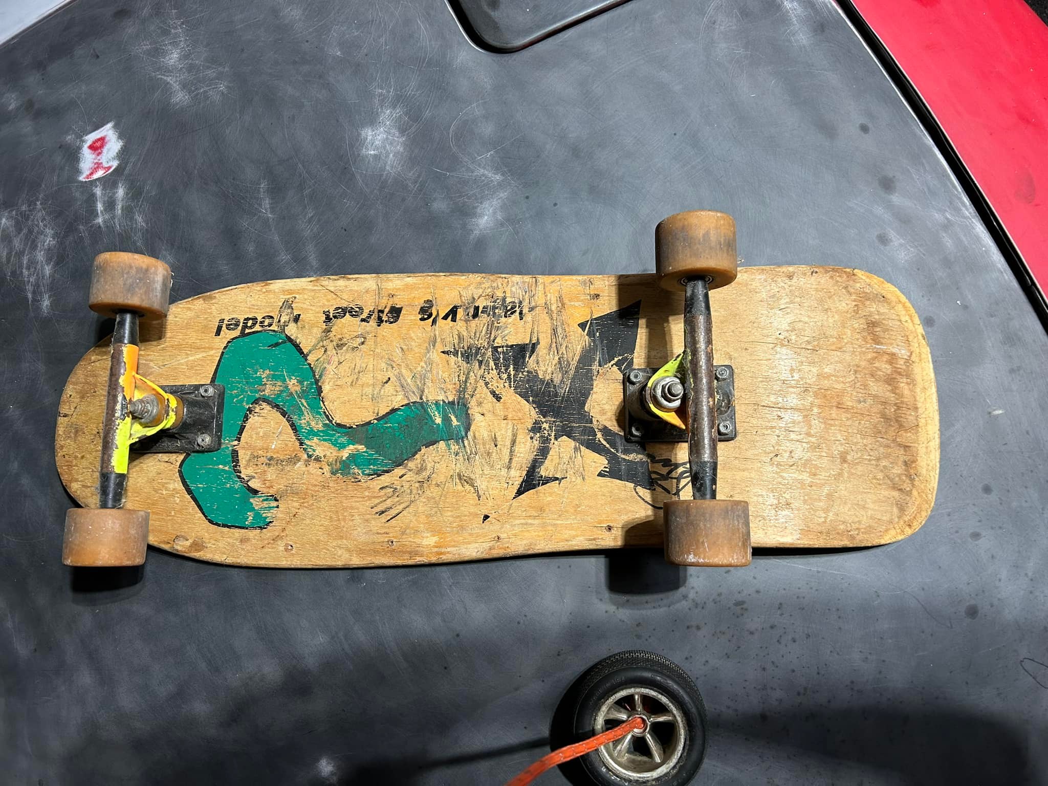 Who else owned an Eddie El Gato Elguera H-Street skateboard?
