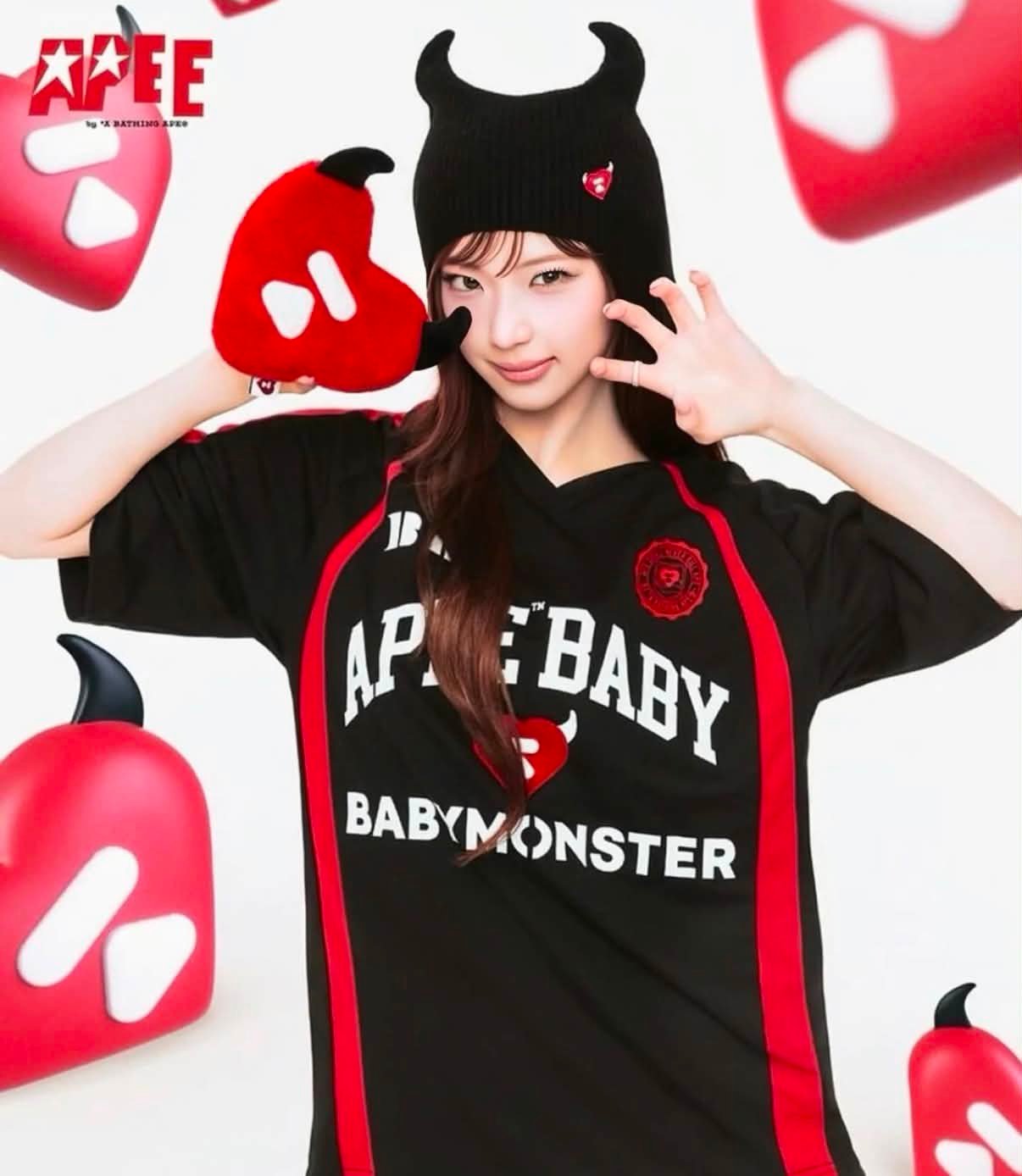 🛫 PRE-ORDER 5-10 วัน APEE × BABYMONSTER HEART BADGE ZIP HOODIE