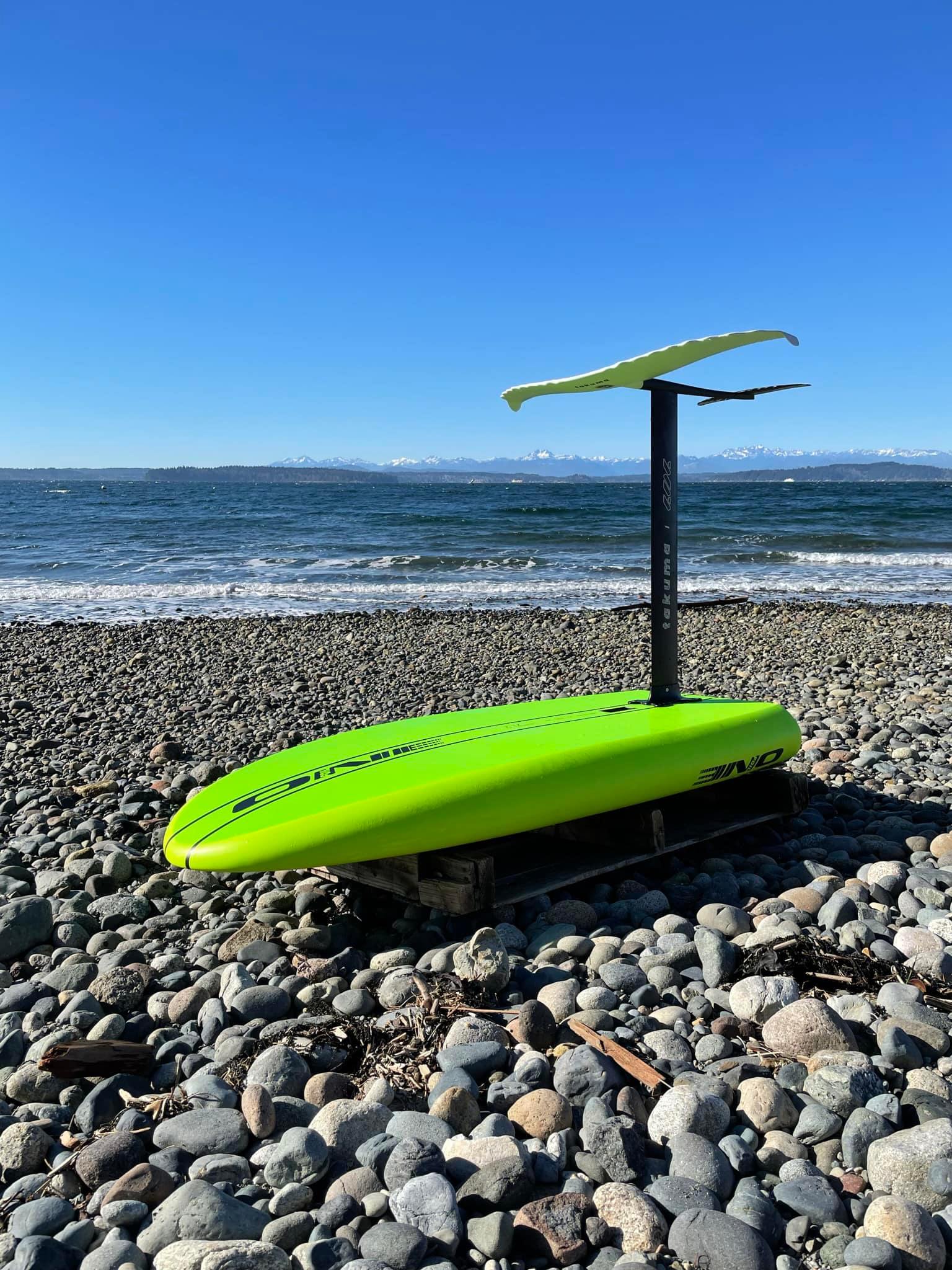Takuma Kujira Helium Wing Foiling Set: - 1500 front foil - 216 