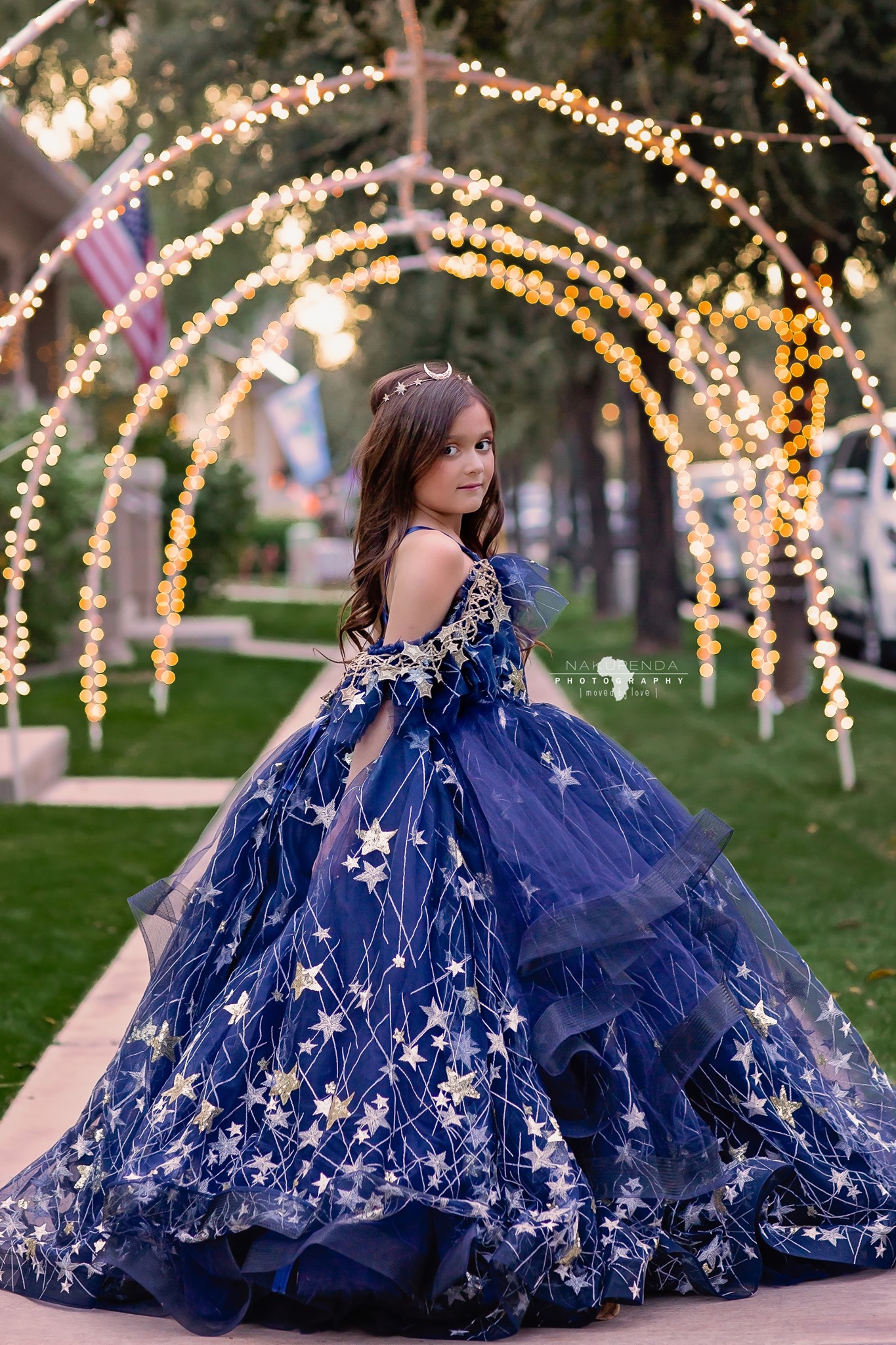 Designer Daddy makes real-life princess dresses. 👗