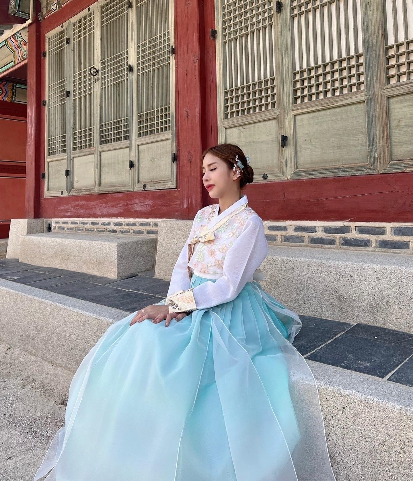韓服 💖🤍💙 🇻🇳Cảm ơn to @phuongthao.jisoo @leea.lta