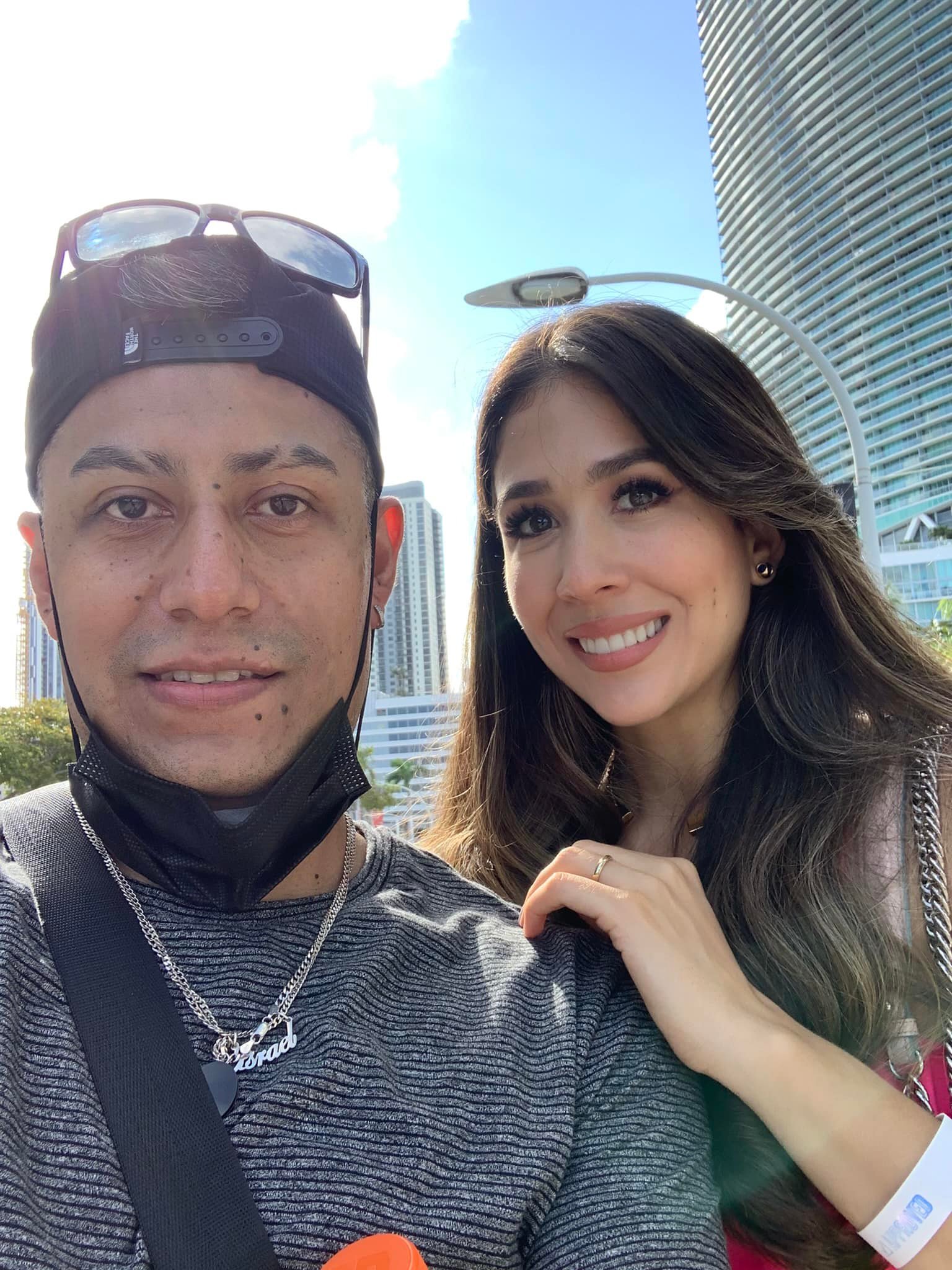 Entrevistas y Mas Con... - Entrevistas y Mas Con Israel R Rod