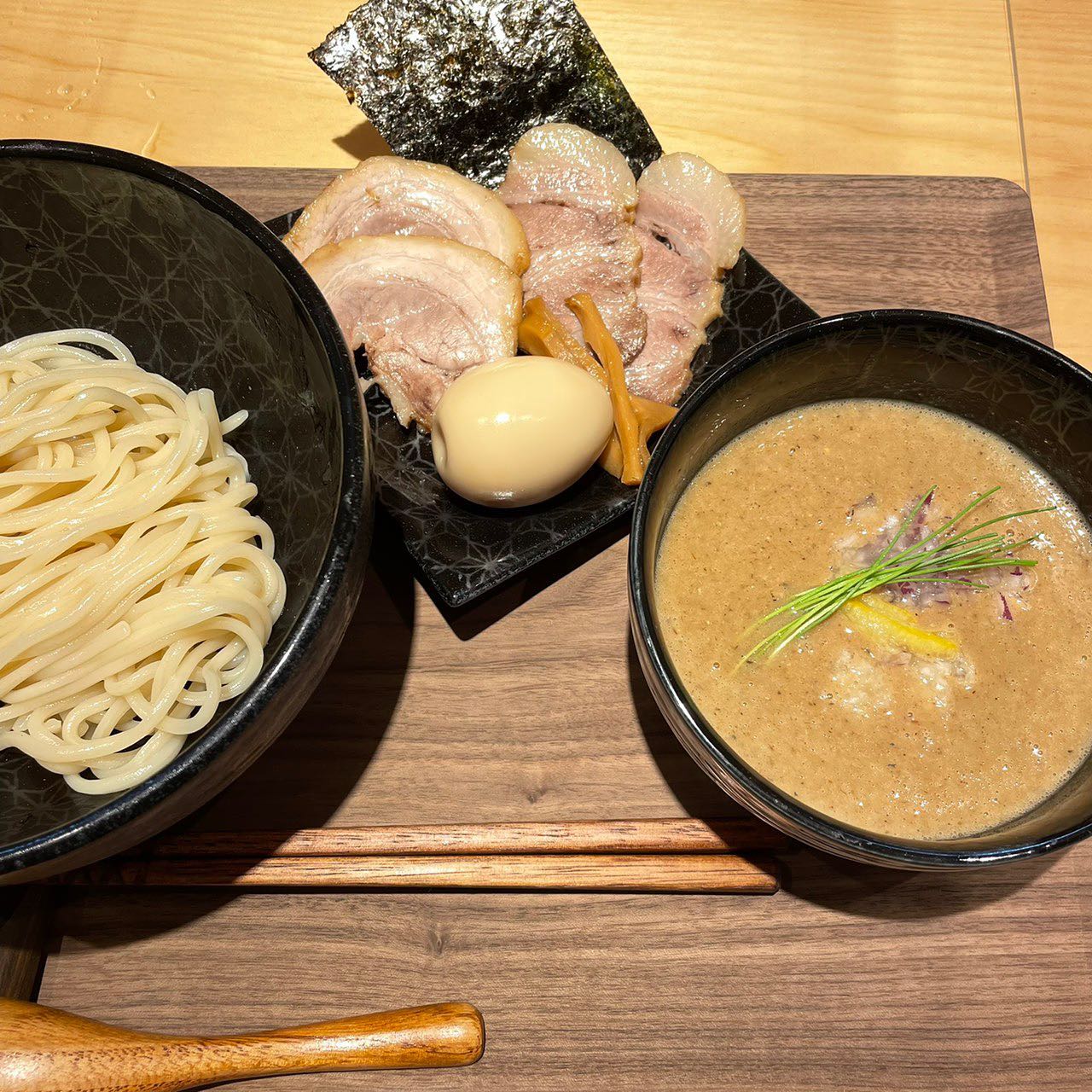 麺 屋 寿