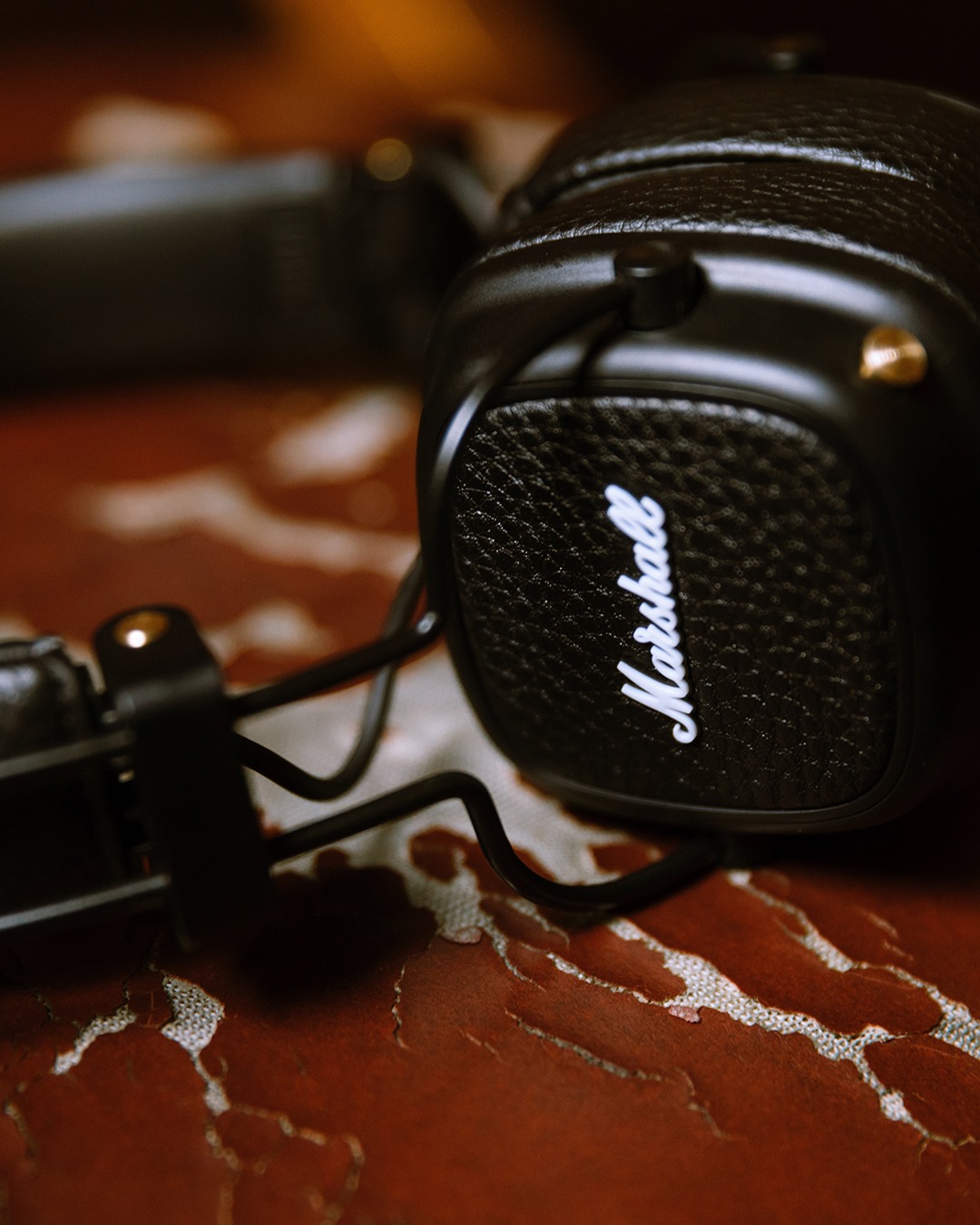 Major III Bluetooth is now available in brown and white colourways