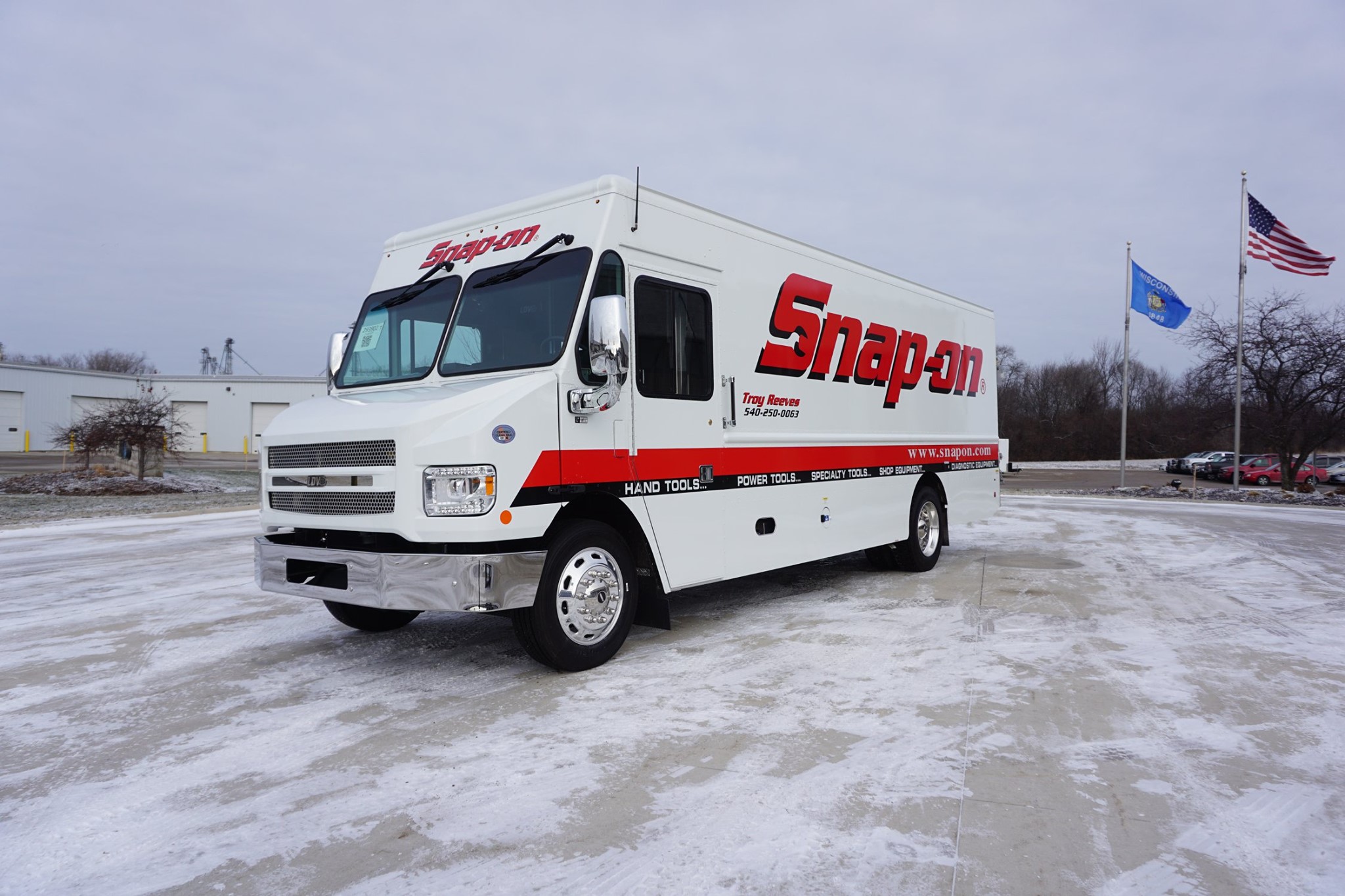 Congrats to Ethan Keiffer on his new 20ft. MT-55! Ethan's truck is