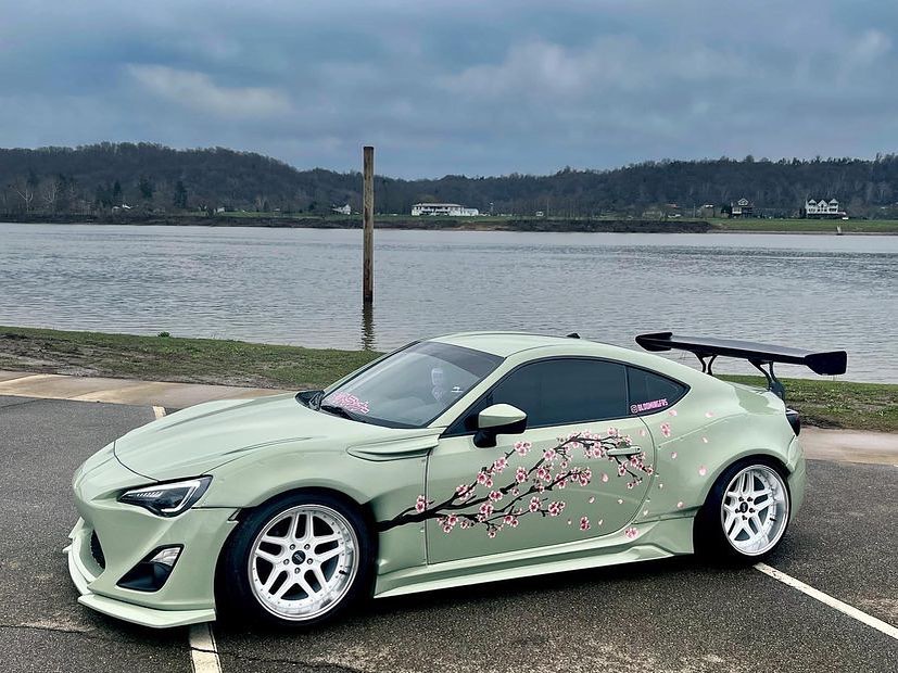 The sakura tree livery adds a personal touch to Andy Kodak's FR-S