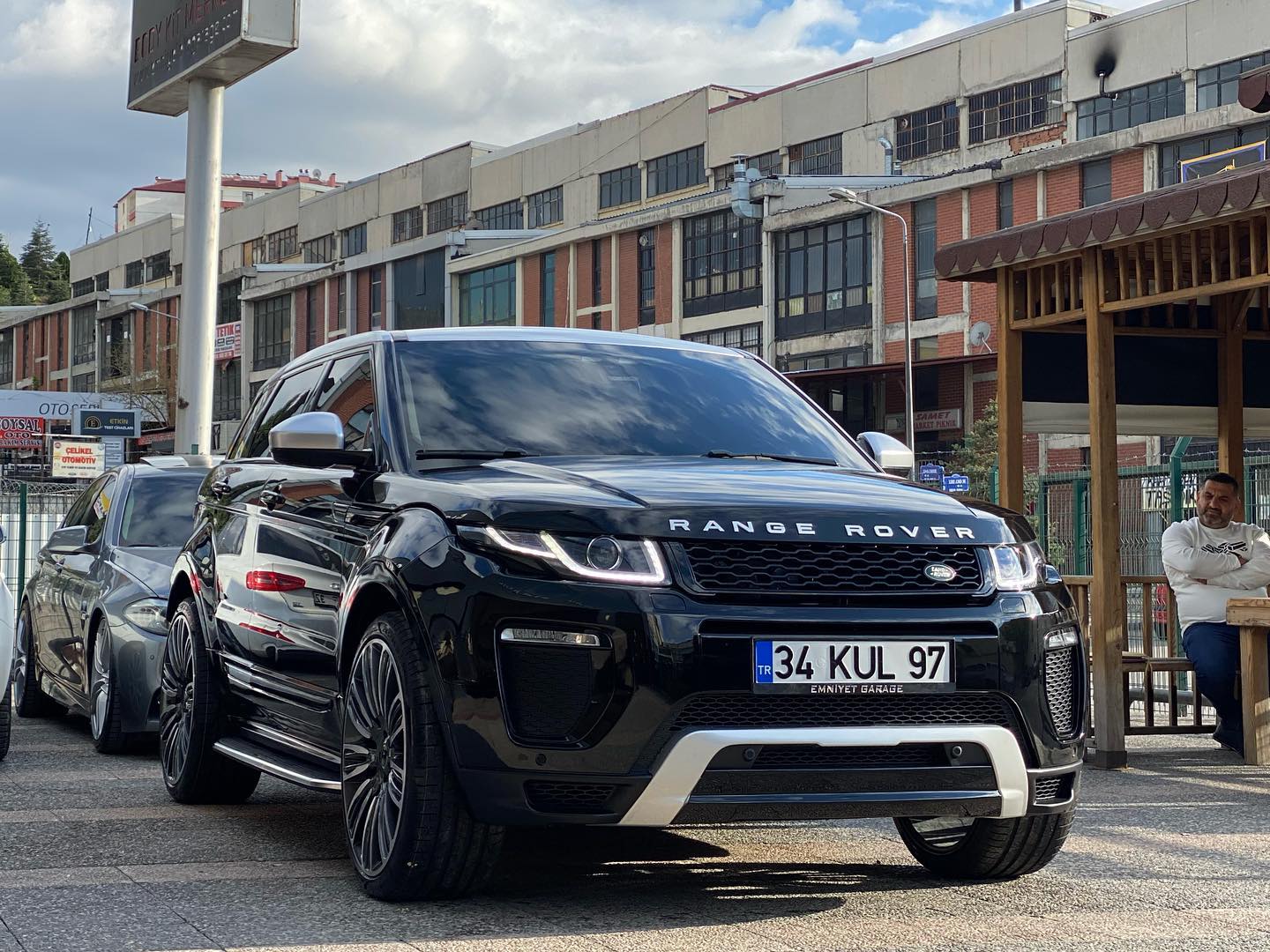 RANGE ROVER EVOQUE R DYNAMİC BODY KİT... - Emniyet Oto Garage | Facebook