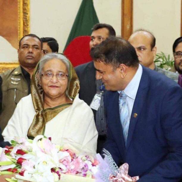 এডভোকেট আব্দুর... - এডভোকেট আব্দুর রকিব মন্টু সমর্থক গোষ্ঠী