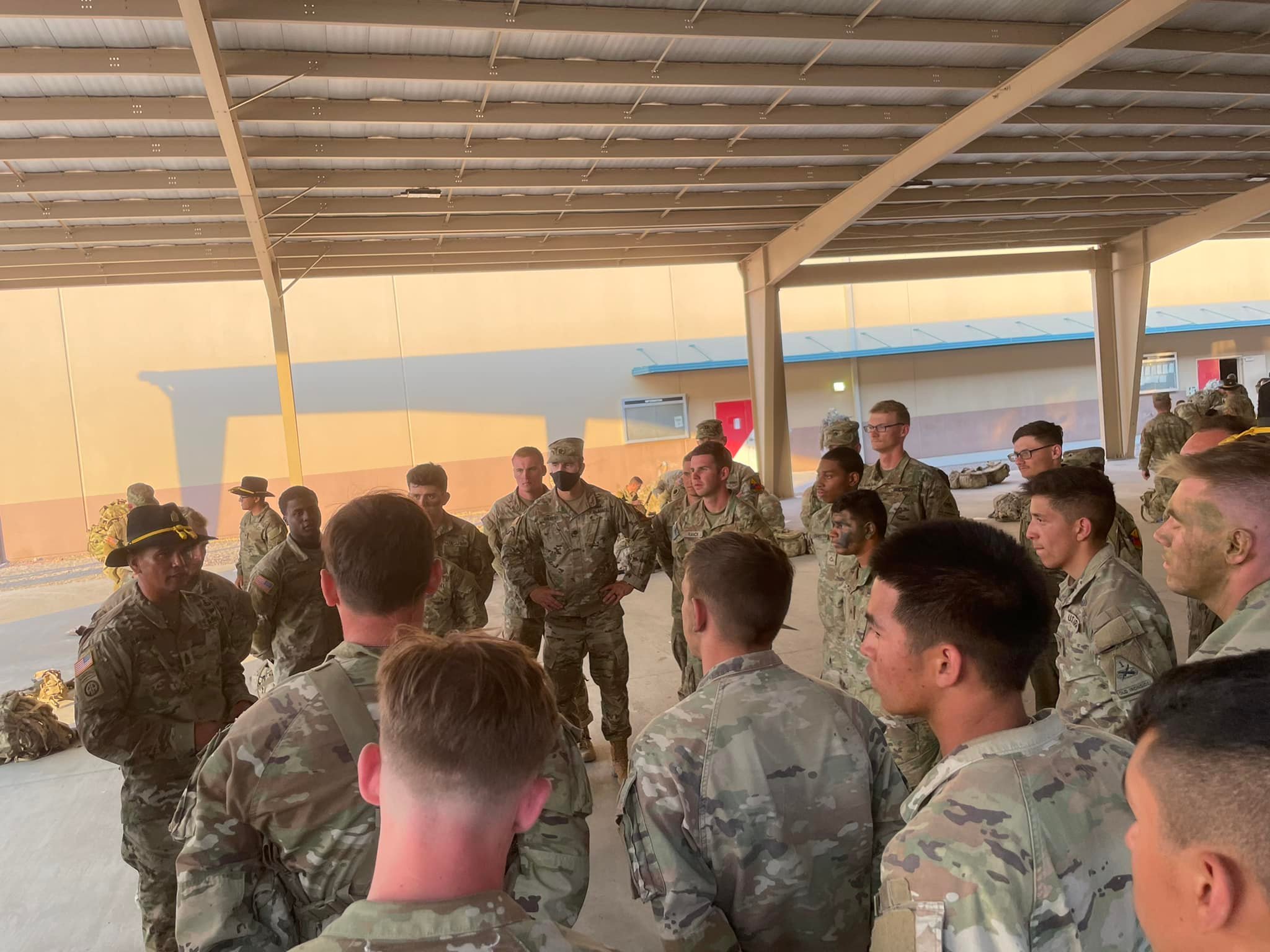 Com... - Comanche Company, 4th Battalion 6th Infantry Regiment