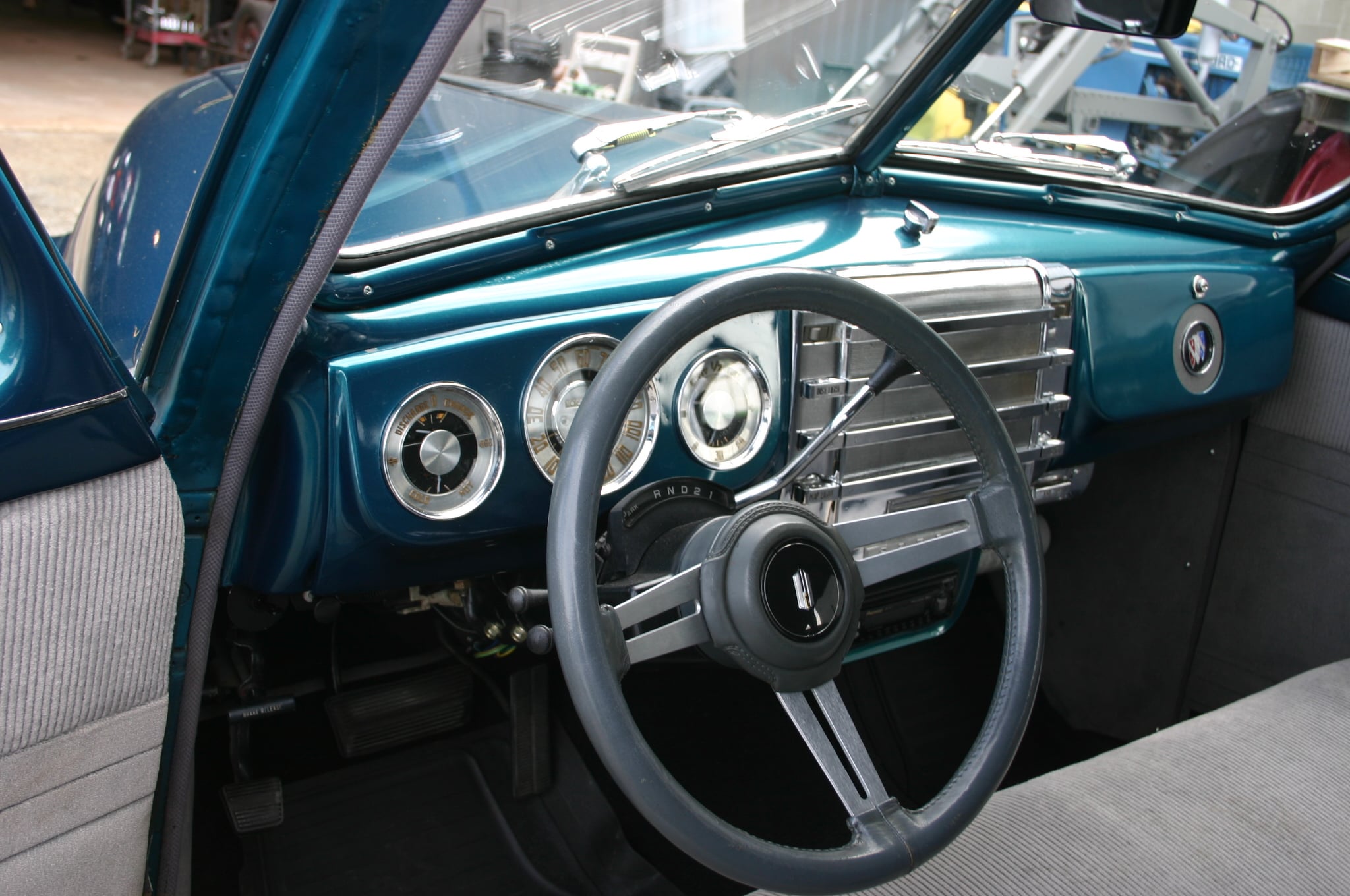 Adept's Auto Body - Collision And Rust Repair | North Vancouver BC