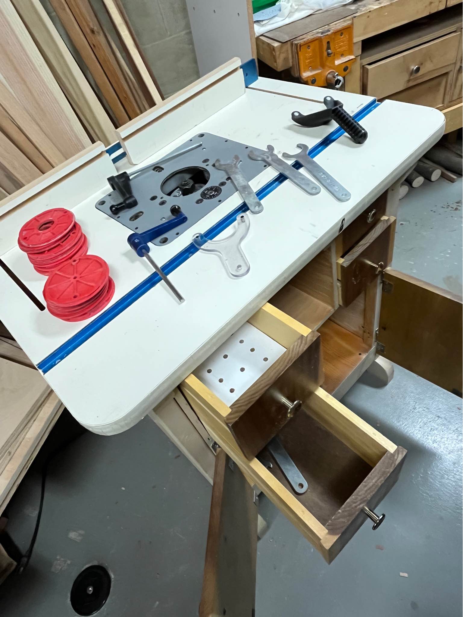 Router , table, JessEm router lift Cash only - Routers - Northbrook ...