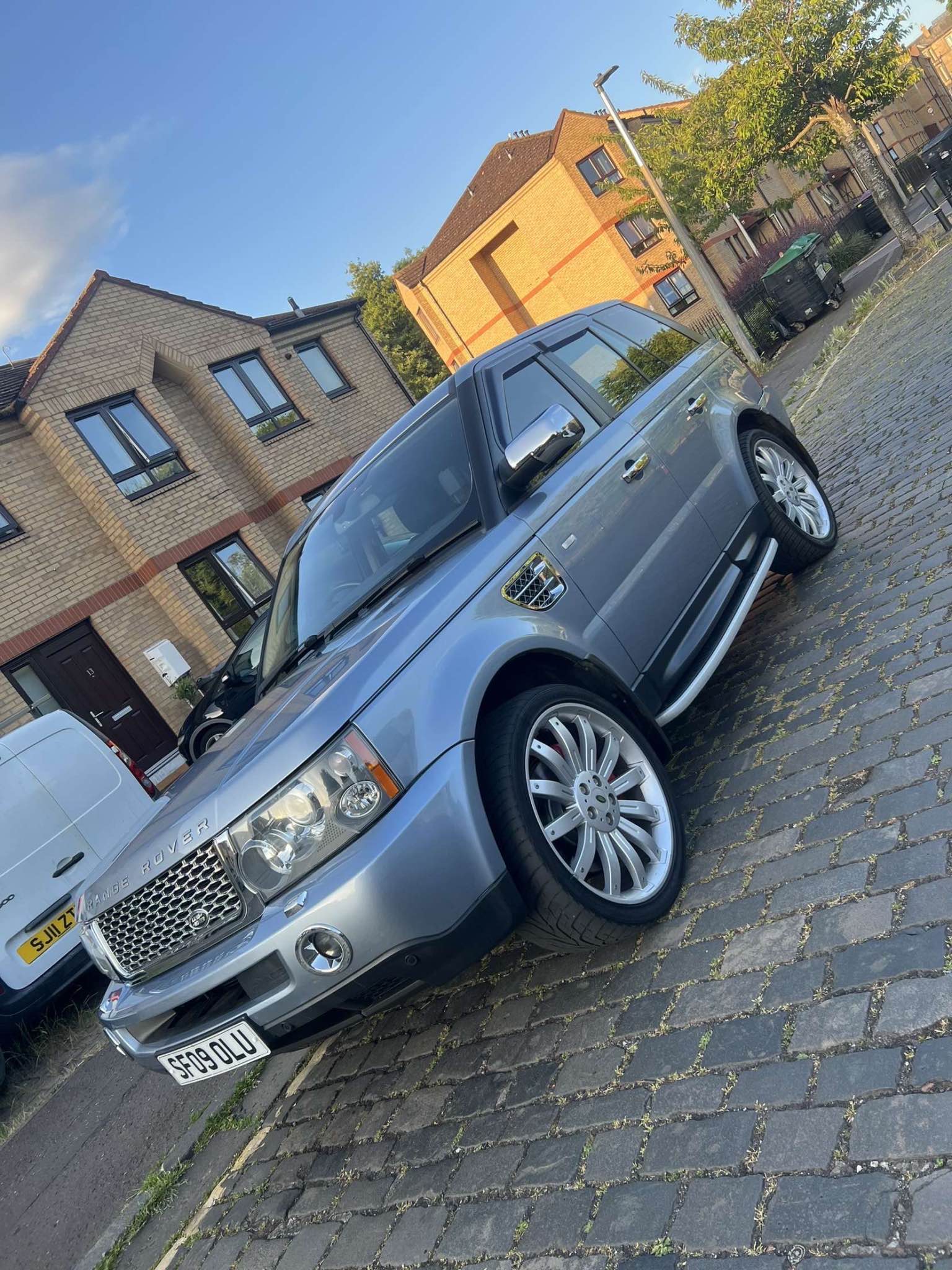 2009 Land Rover Range Rover Sport - Cars & Trucks - Edinburgh, United ...