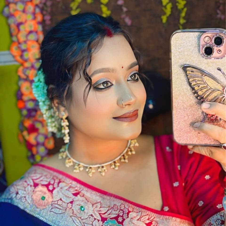 Booking 9932572266 | Jhum Mridha