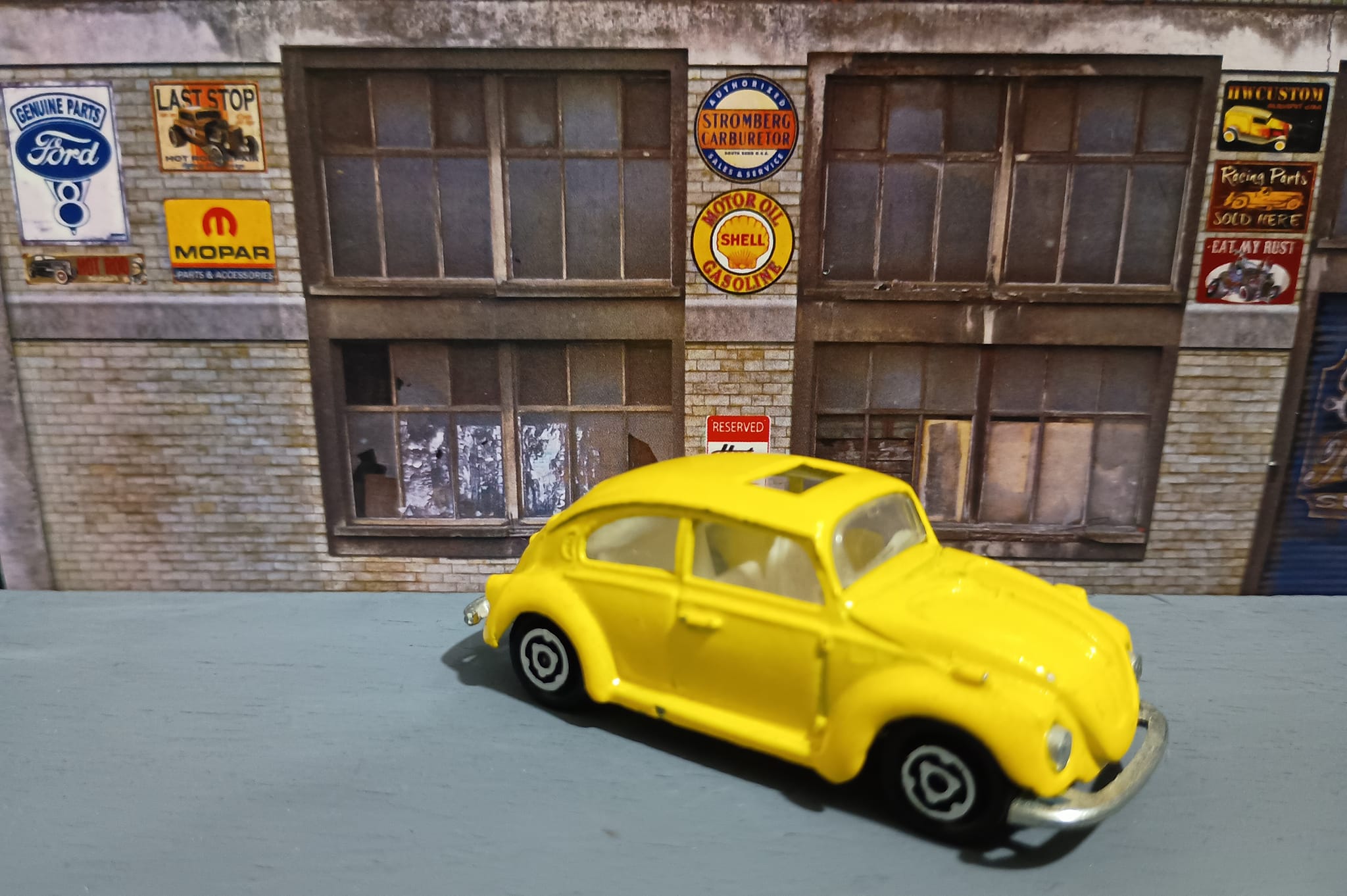 1967 Volkswagen Beetle - Road Signature 1/18.