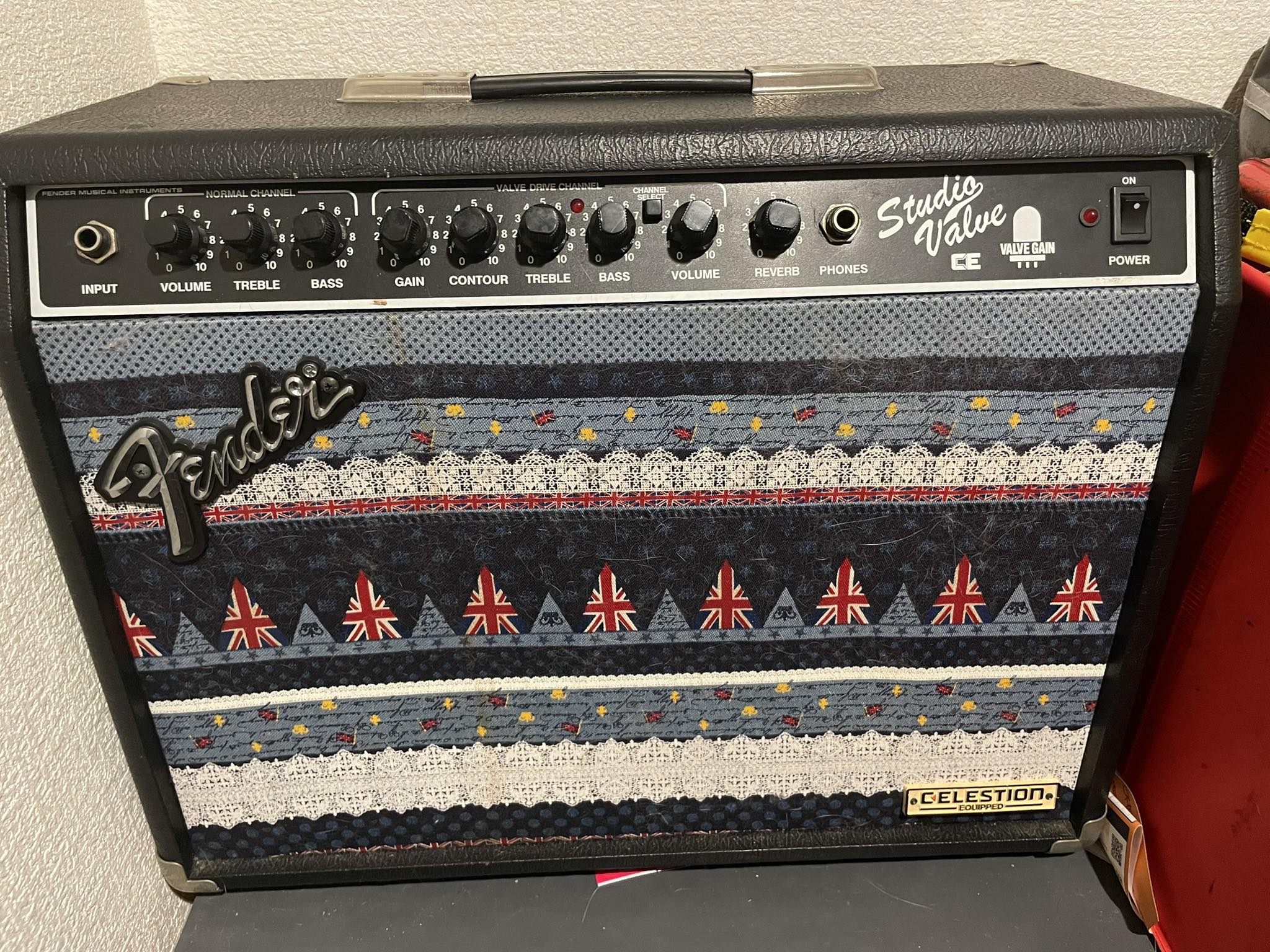 fender japan sv-20ceなんですが これの詳細が調べてもわからず 何か