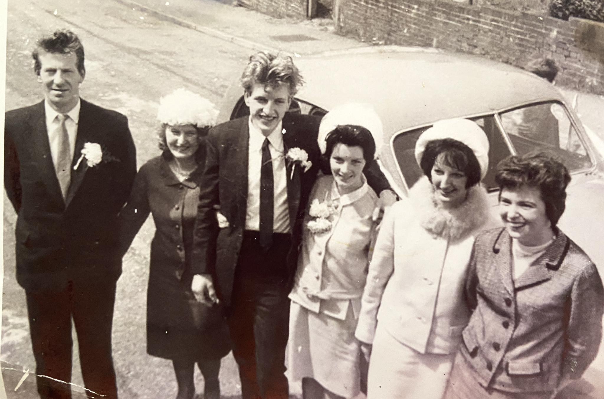 Photo Restoration Group | Would anyone be able to enhance this picture ...