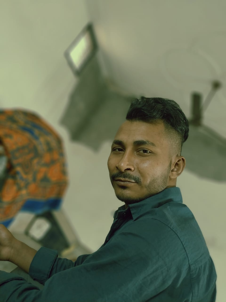 Raj boss | Islampur