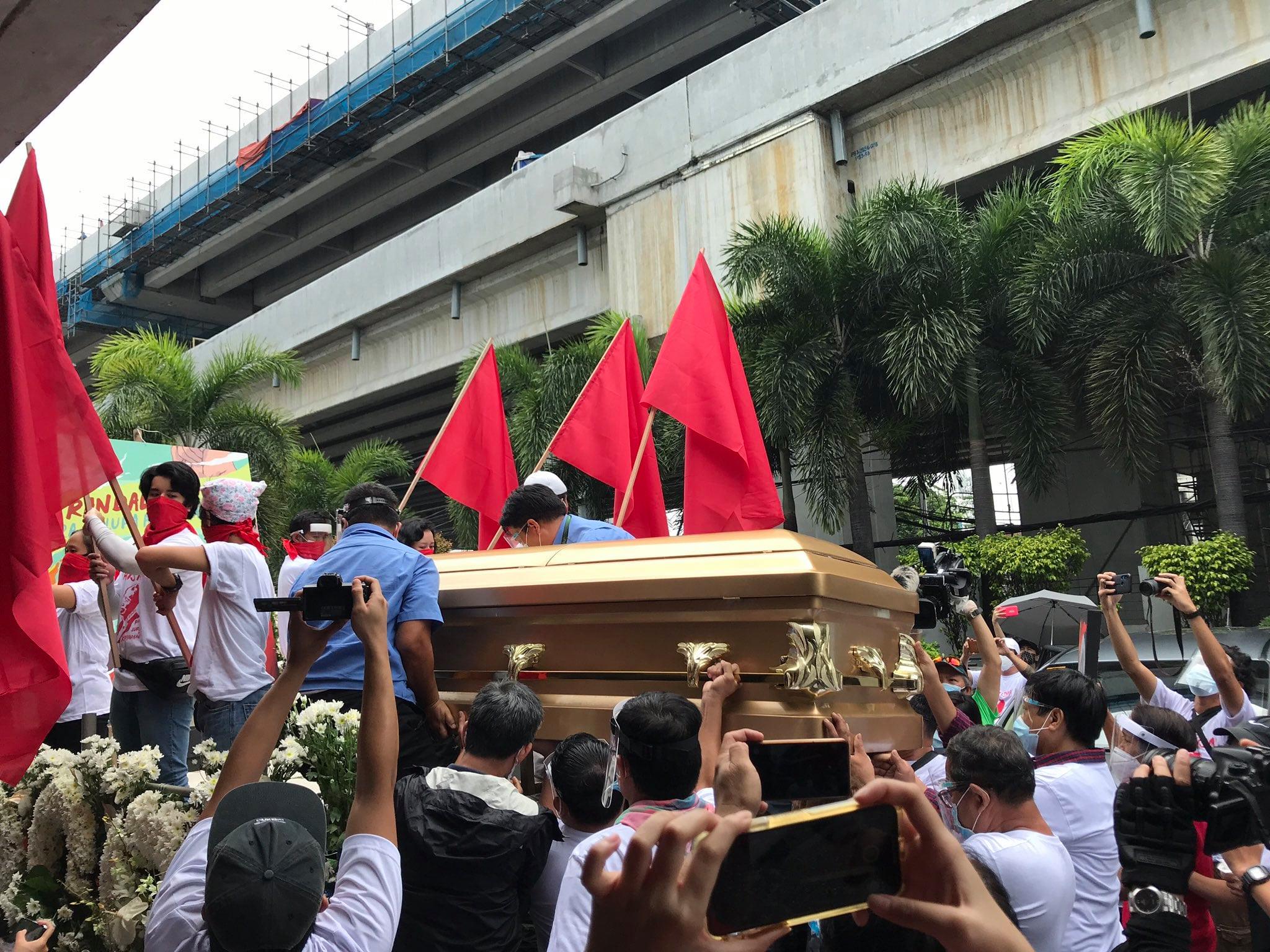 TIGNAN: Kasalukuyan nang ihinahatid... - Philippine Collegian