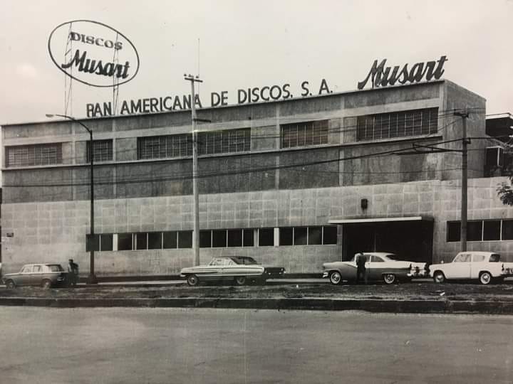 Radio Exitos - #Repost Discos Musart #SABIASQUE