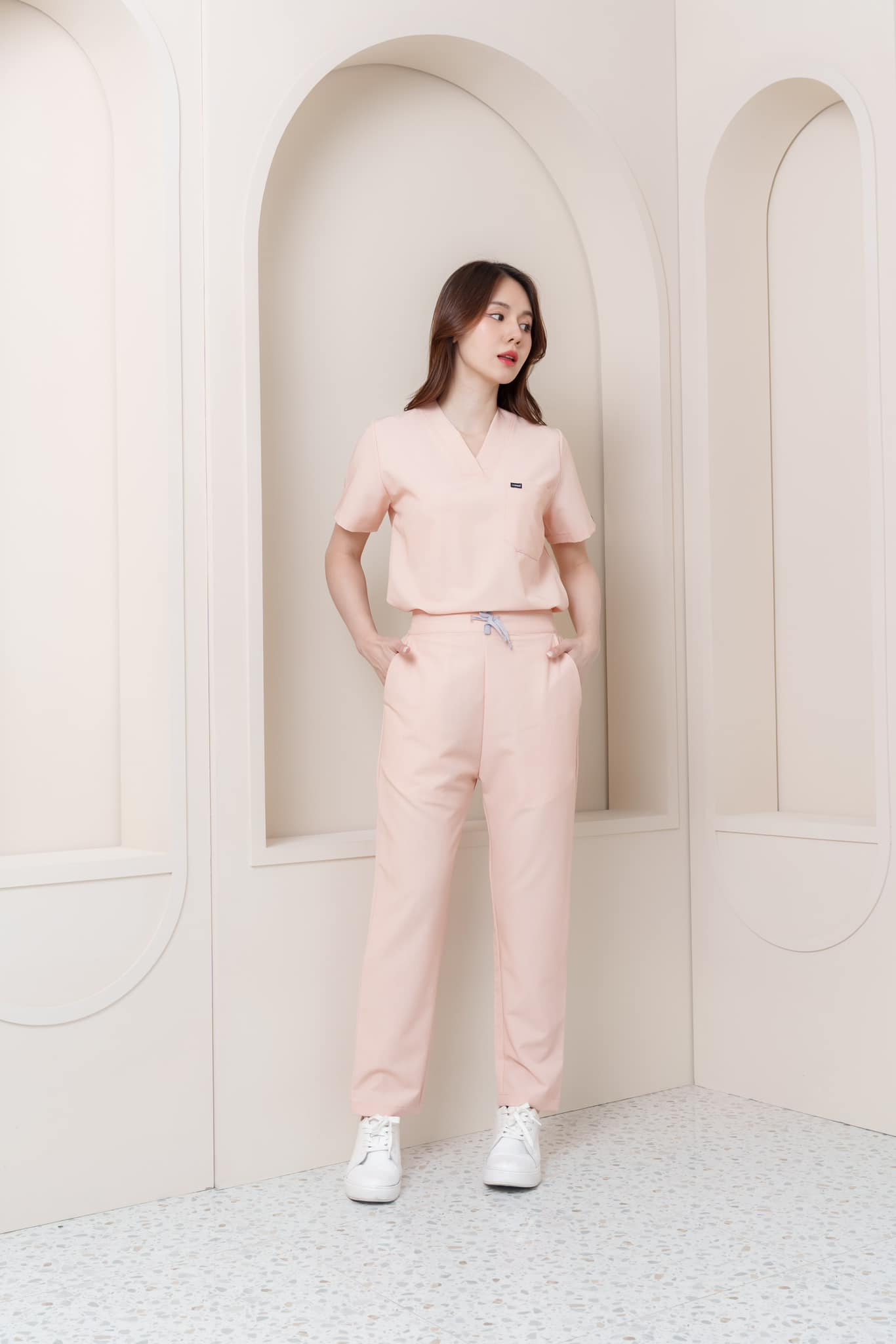 Comed.scrub - FELLOW | LYCHEE🩷 สีนี้เป็นแบบมีลายผ้า...