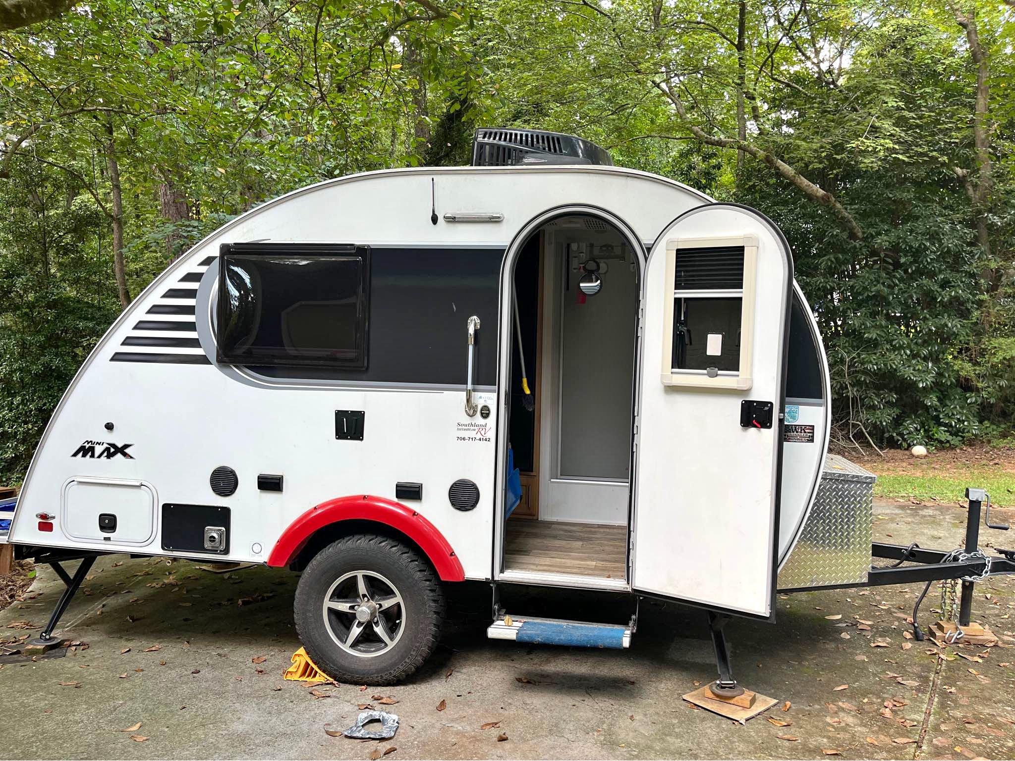2022 Little Guy Mini Max