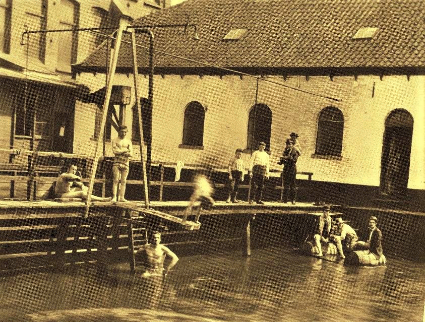 Hengelo zoals het was - Koper en volgende eigenaar wordt George ...