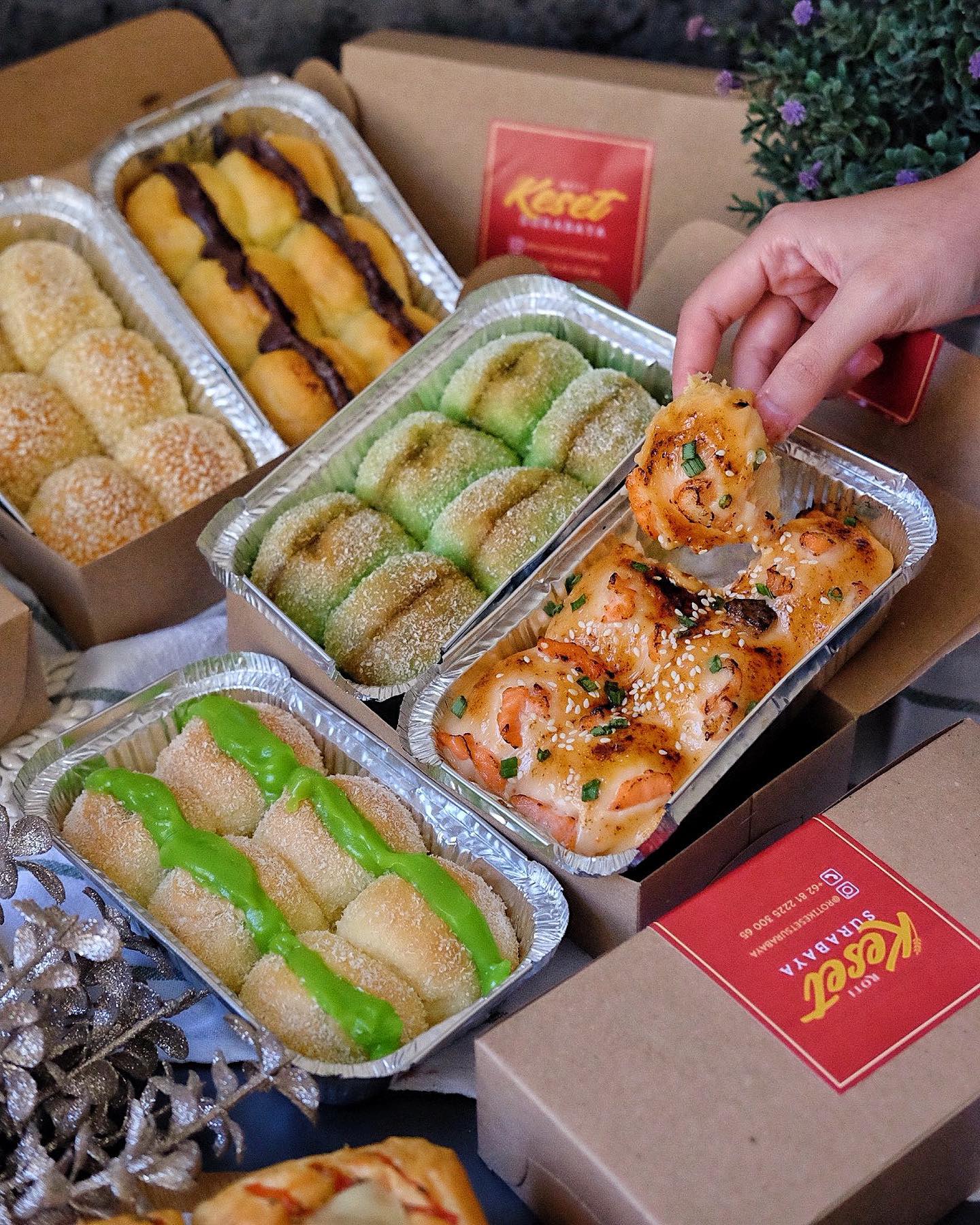 Koko Buncit - [ROTI SALMON MENTAI 😱😱😱] . INI NIH ! PRODUK...