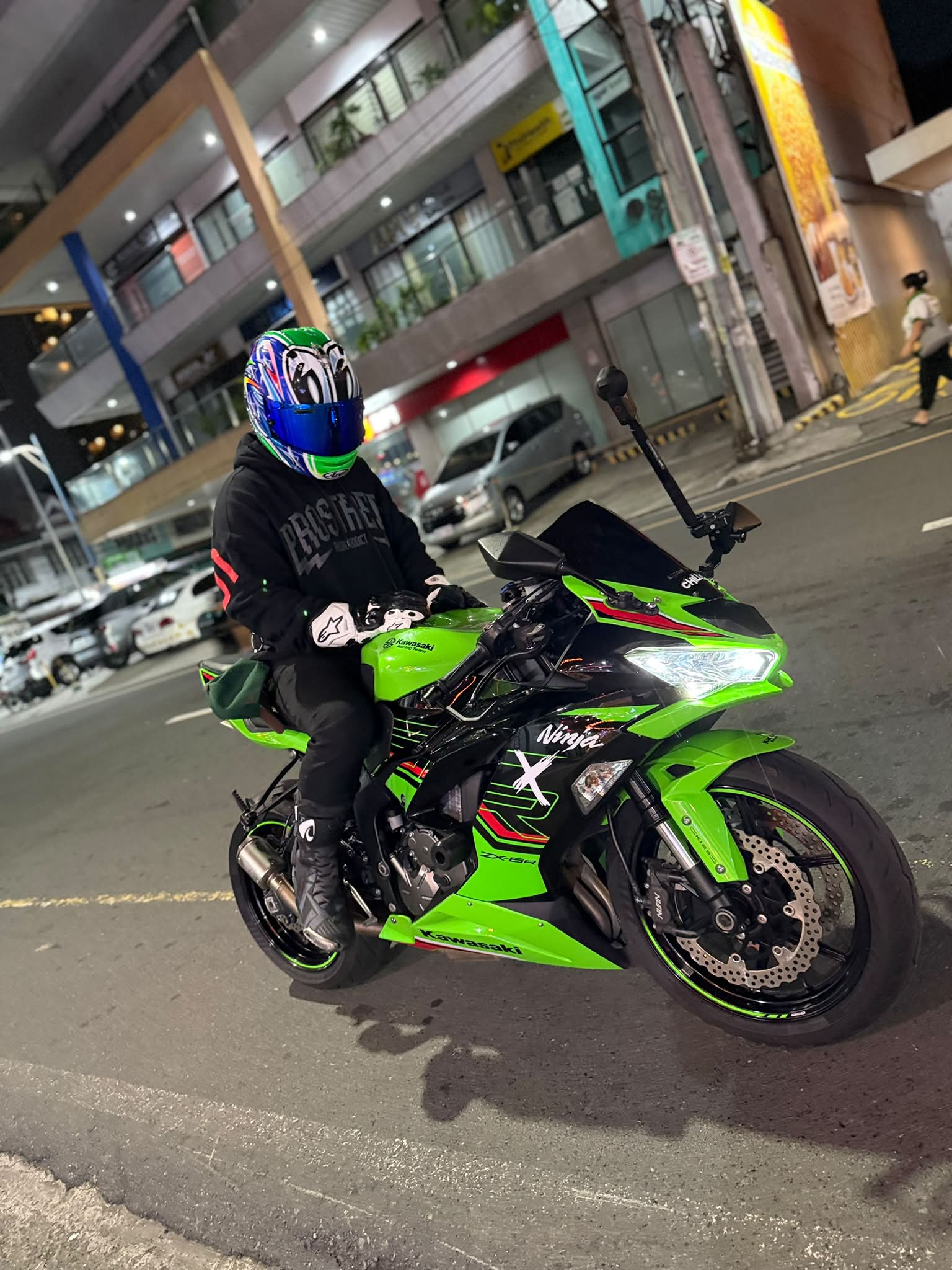 Kawasaki zx6r price and promo details
