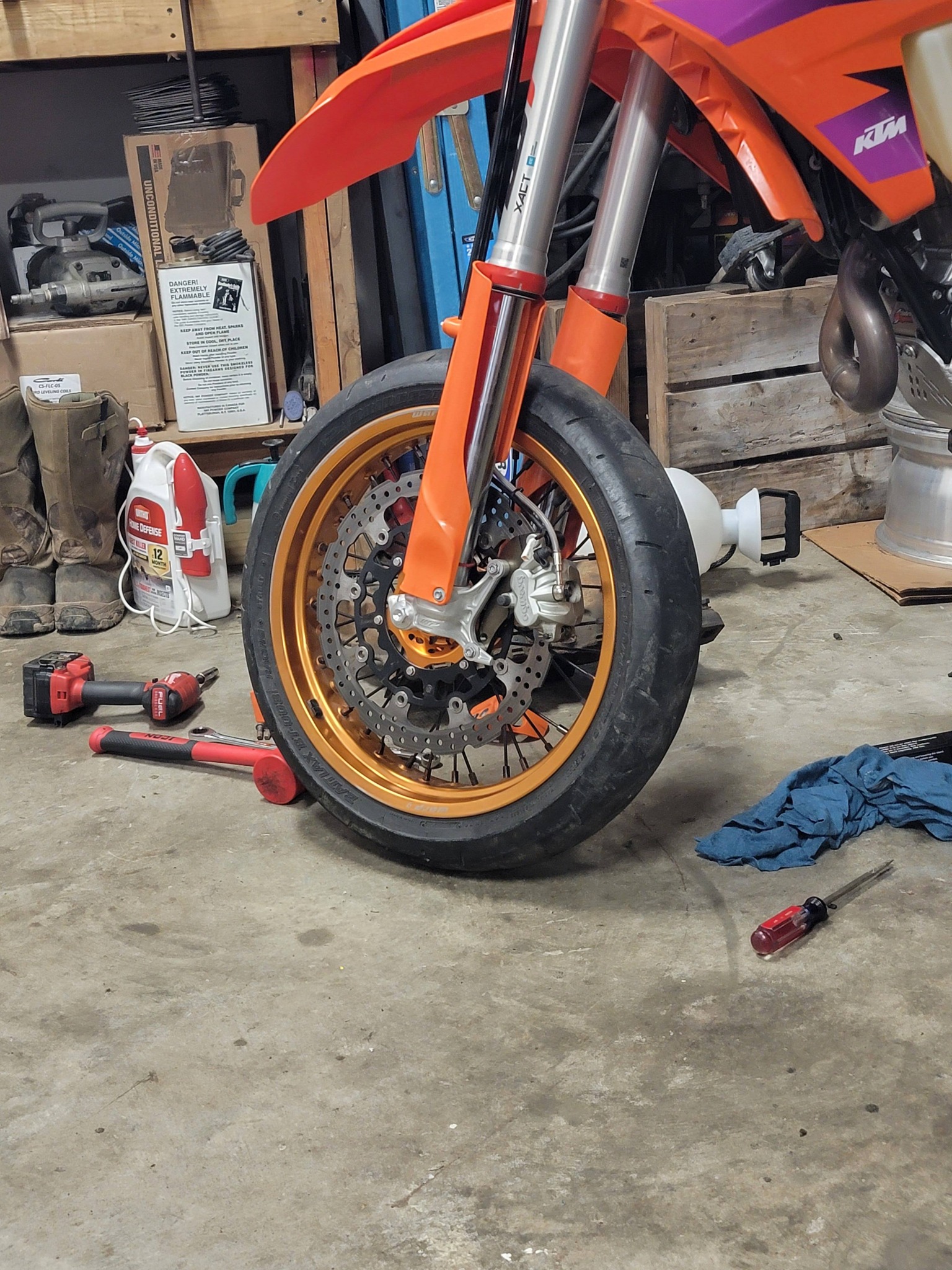 KTM EXC-F rider gets Warp 9 SM wheels
