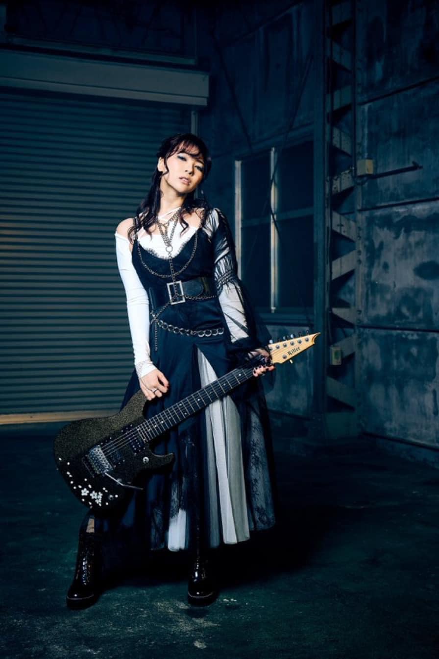 Saki, guitarist of ex-Nemophila, ex-Mary's Blood, and ex-Destrose